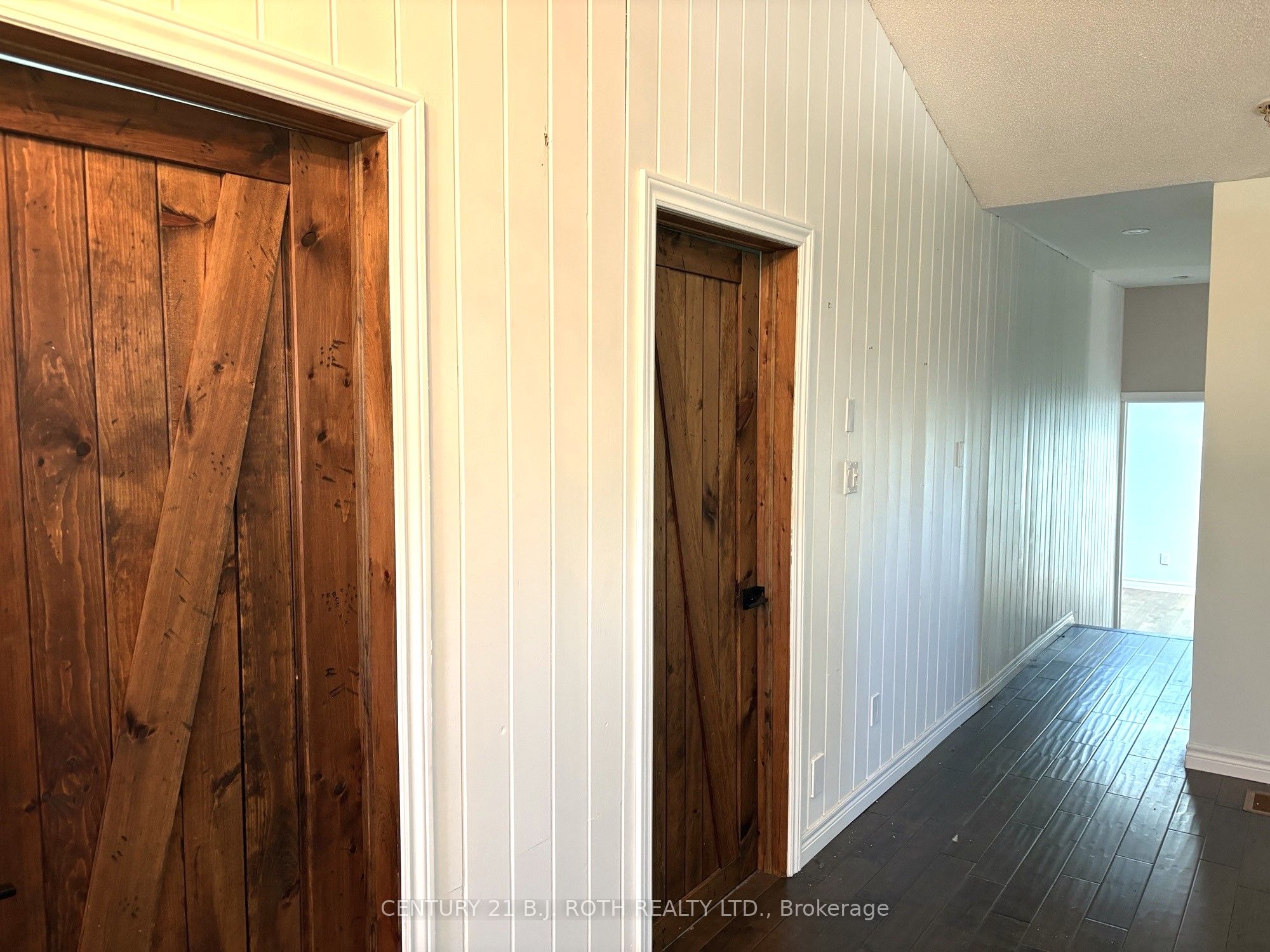 288 RIVER Road E, Wasaga Beach, ON L9Z 2L7 photo 4