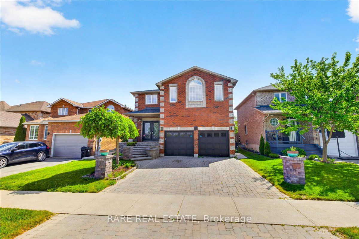 7 Michelle Drive, Barrie, ON L4N 5Y1 photo 2
