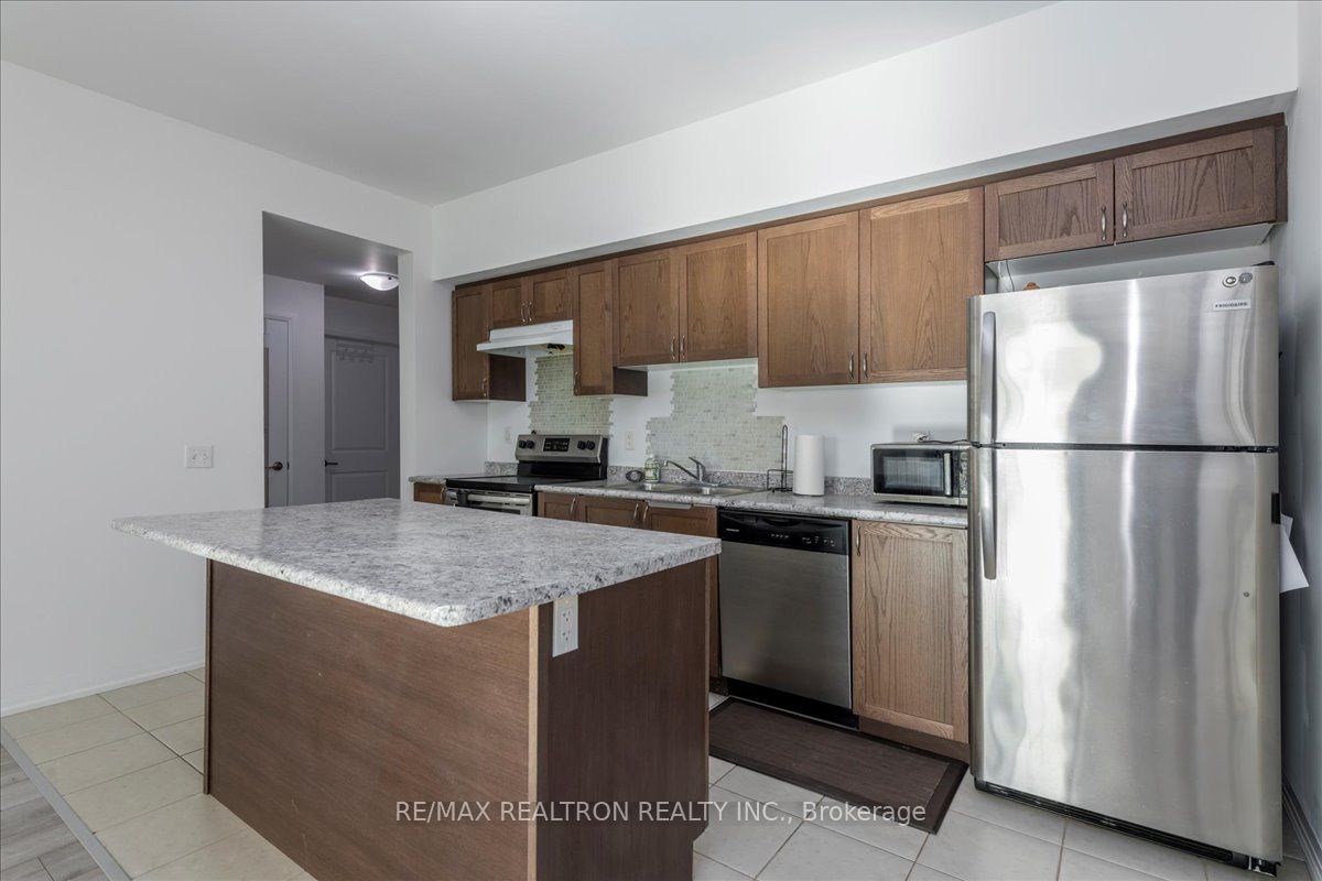 299 Cundles Road E 102, Barrie, ON L4M 0K9 photo 5