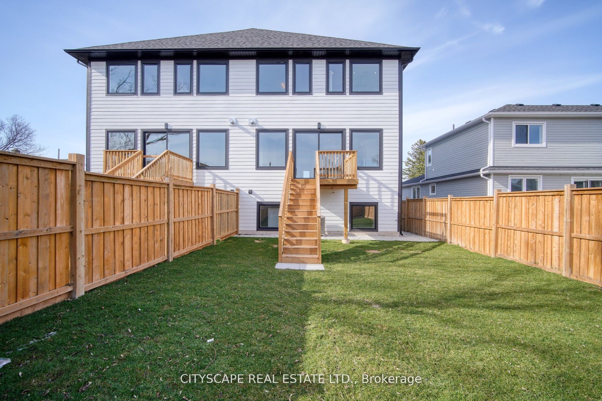65B St Vincent Street, Collingwood, ON L9Y 1P2 photo 2