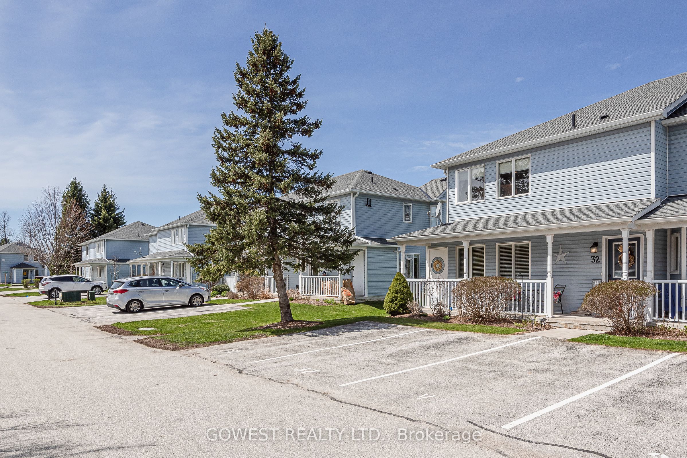 32 Valleymede Court, Collingwood, ON L9Y 5E4 photo 3