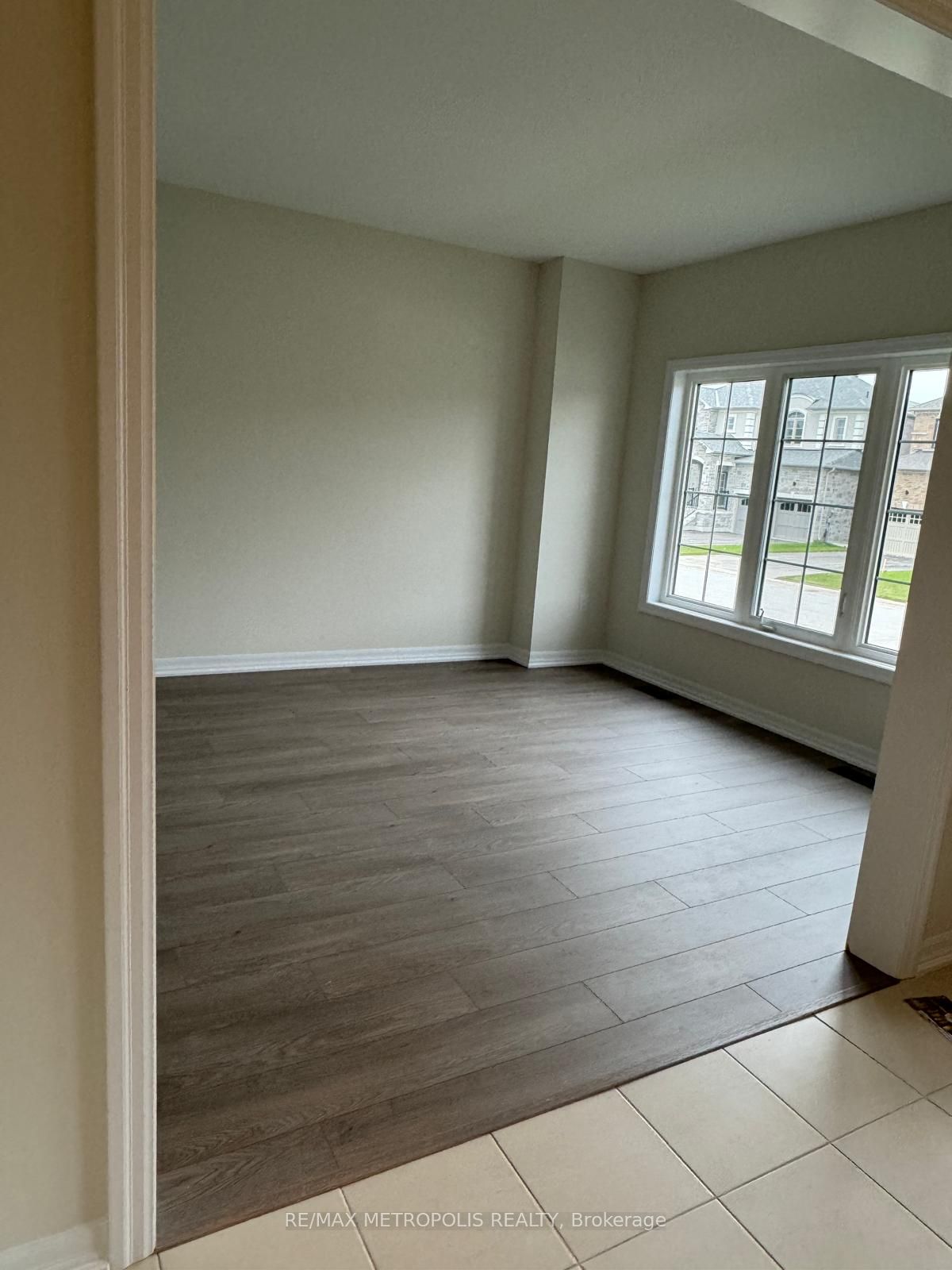 232 Warden Street, Clearview, ON L0M 1S0 photo 3