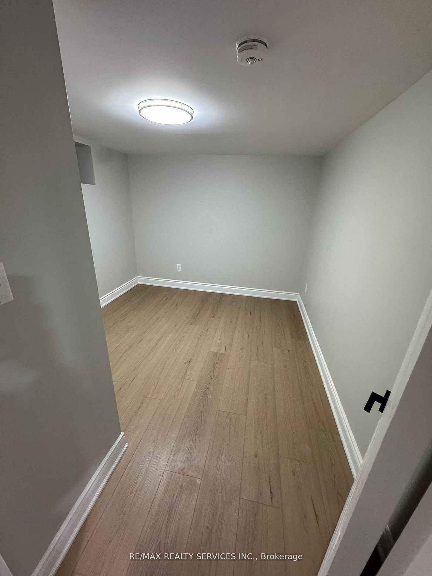 41 Maclaren Avenue BASEMENT, Barrie, ON L4N 3Y1 photo 4