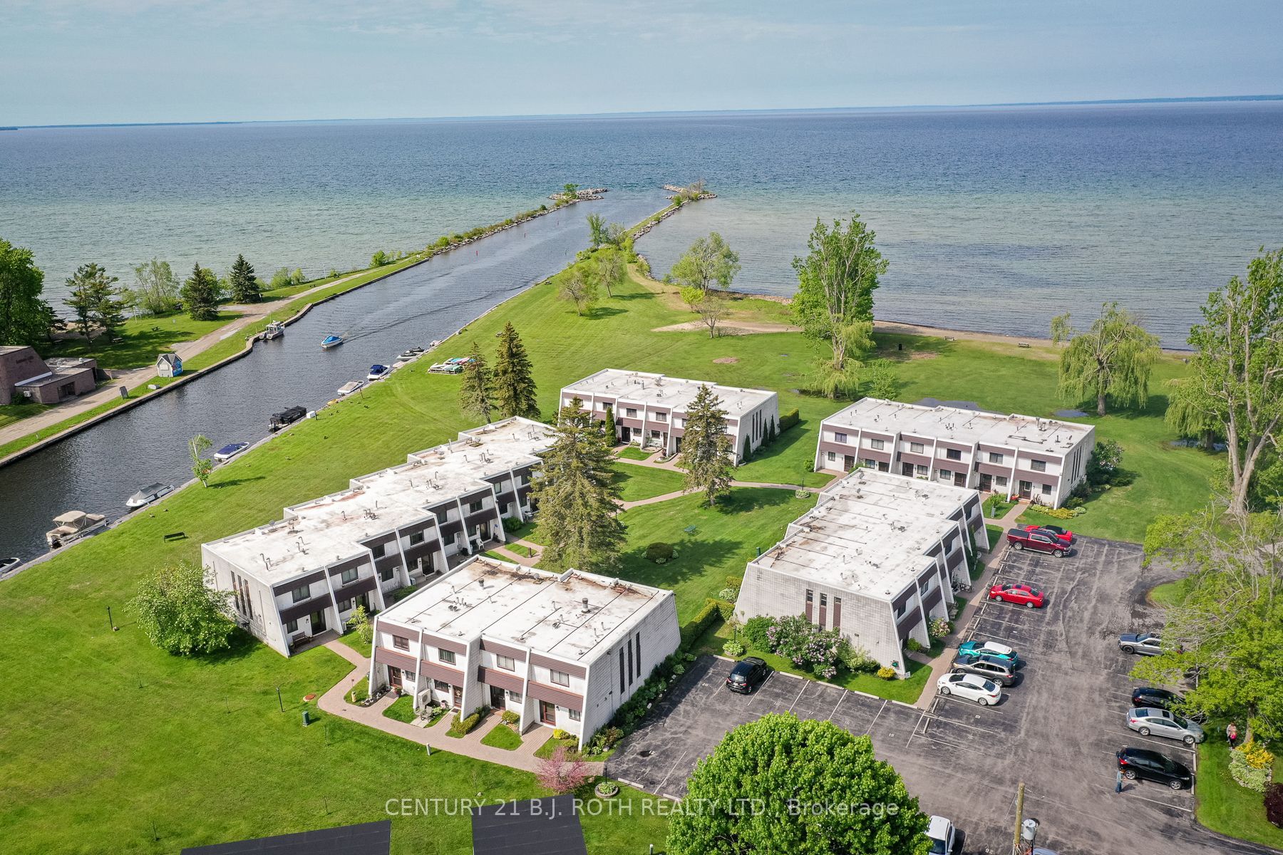 1 Paradise Boulevard Unit 14, Ramara, ON L0K 1B0 photo 4