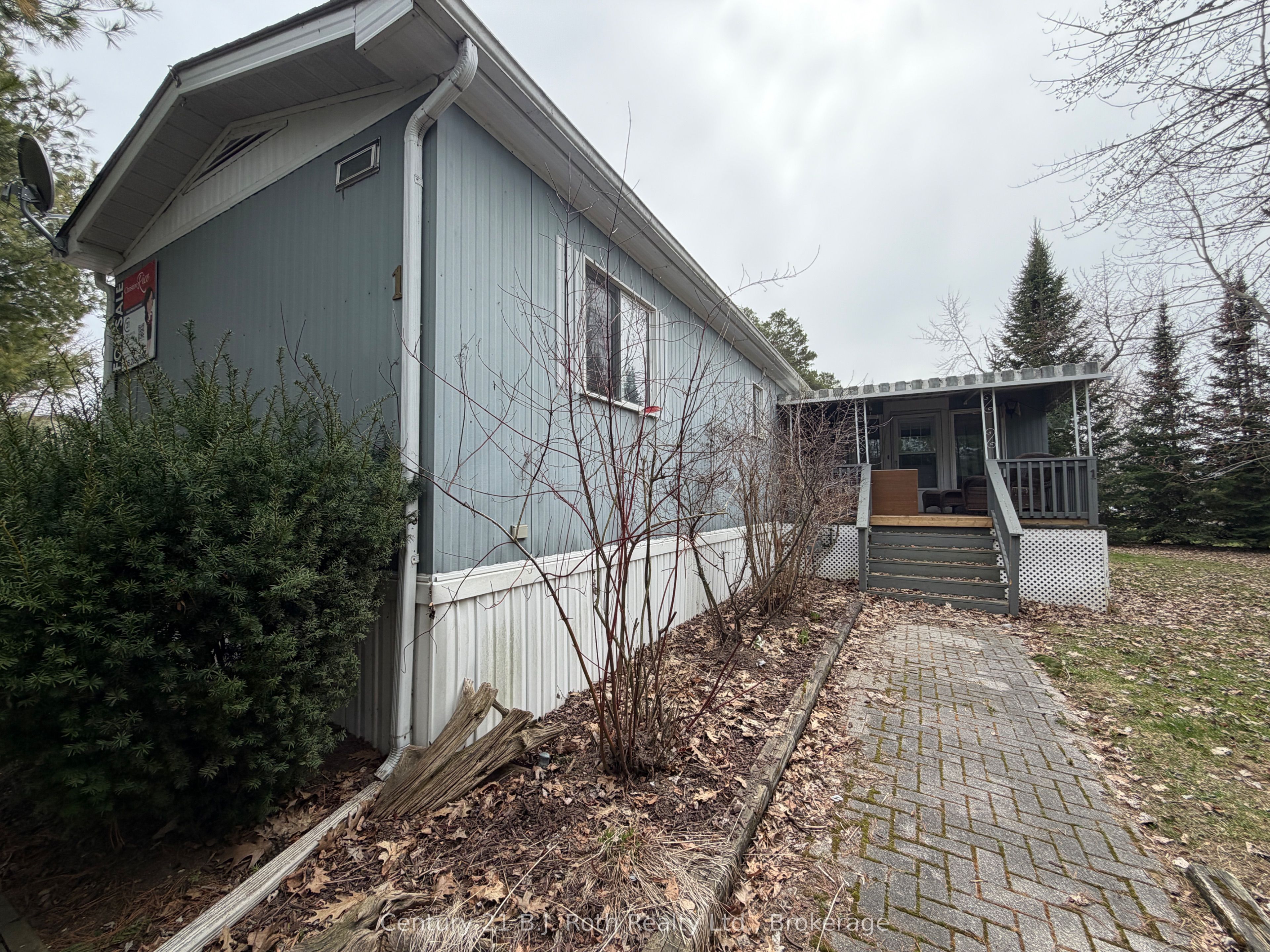 1 Smiths Lane, Midland, ON L4R 0B9 photo 5