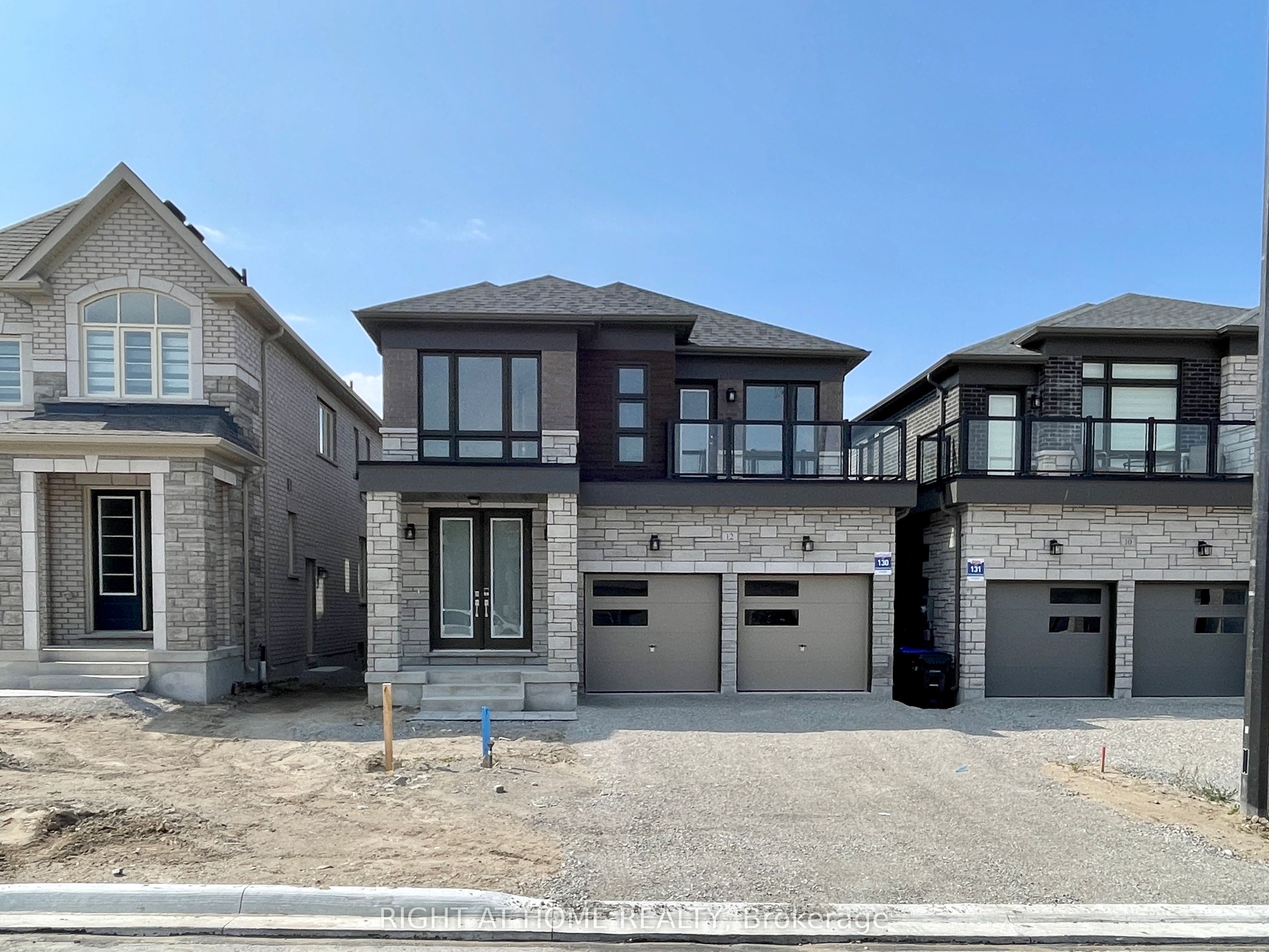 12 Sweet Cicely Street, Springwater, ON L9X 2E2