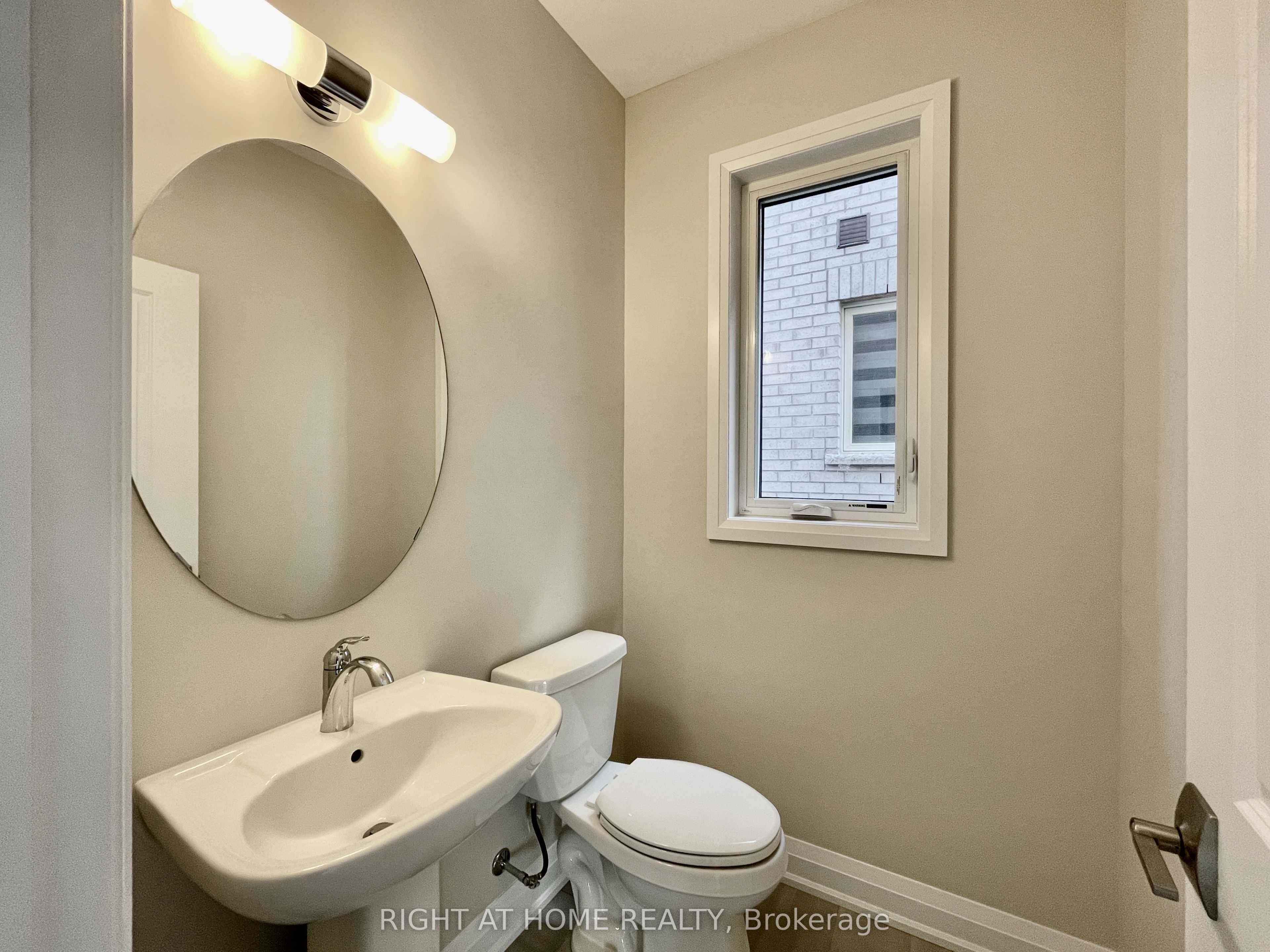 12 Sweet Cicely Street, Springwater, ON L9X 2E2 photo 4