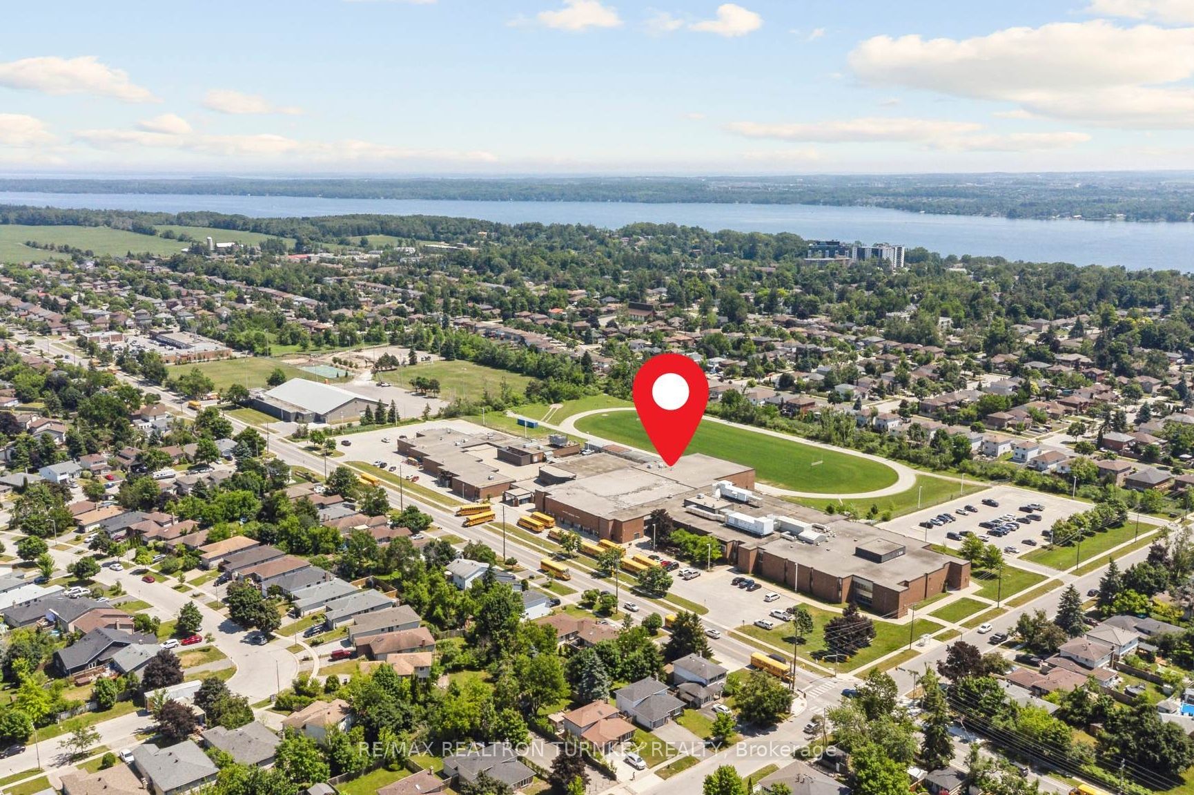 62 Arthur Avenue Upper, Barrie, ON L4M 6H5 photo 4