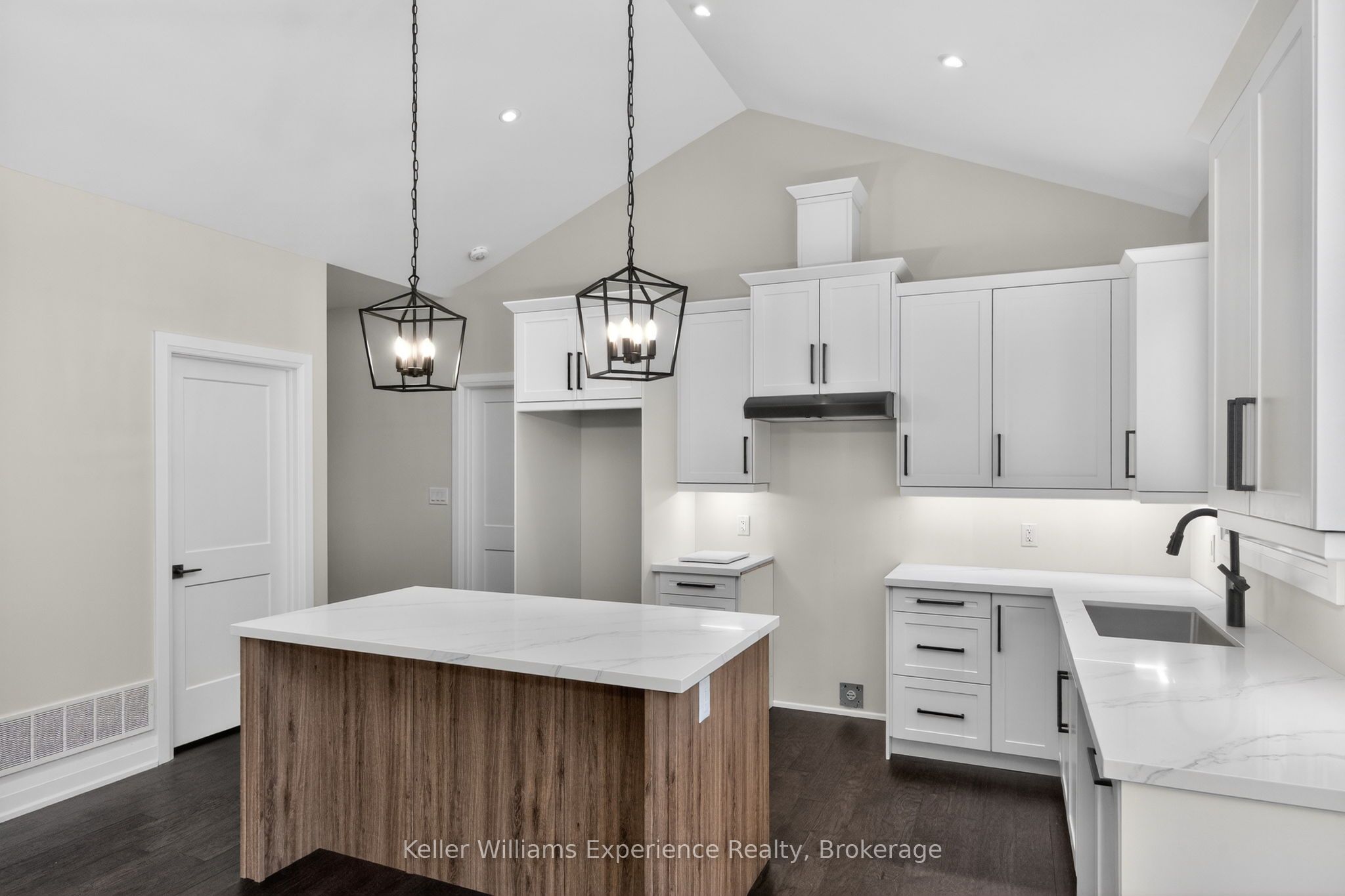 62 Rue Vanier N/A, Tiny, ON L9M 0J2 photo 5