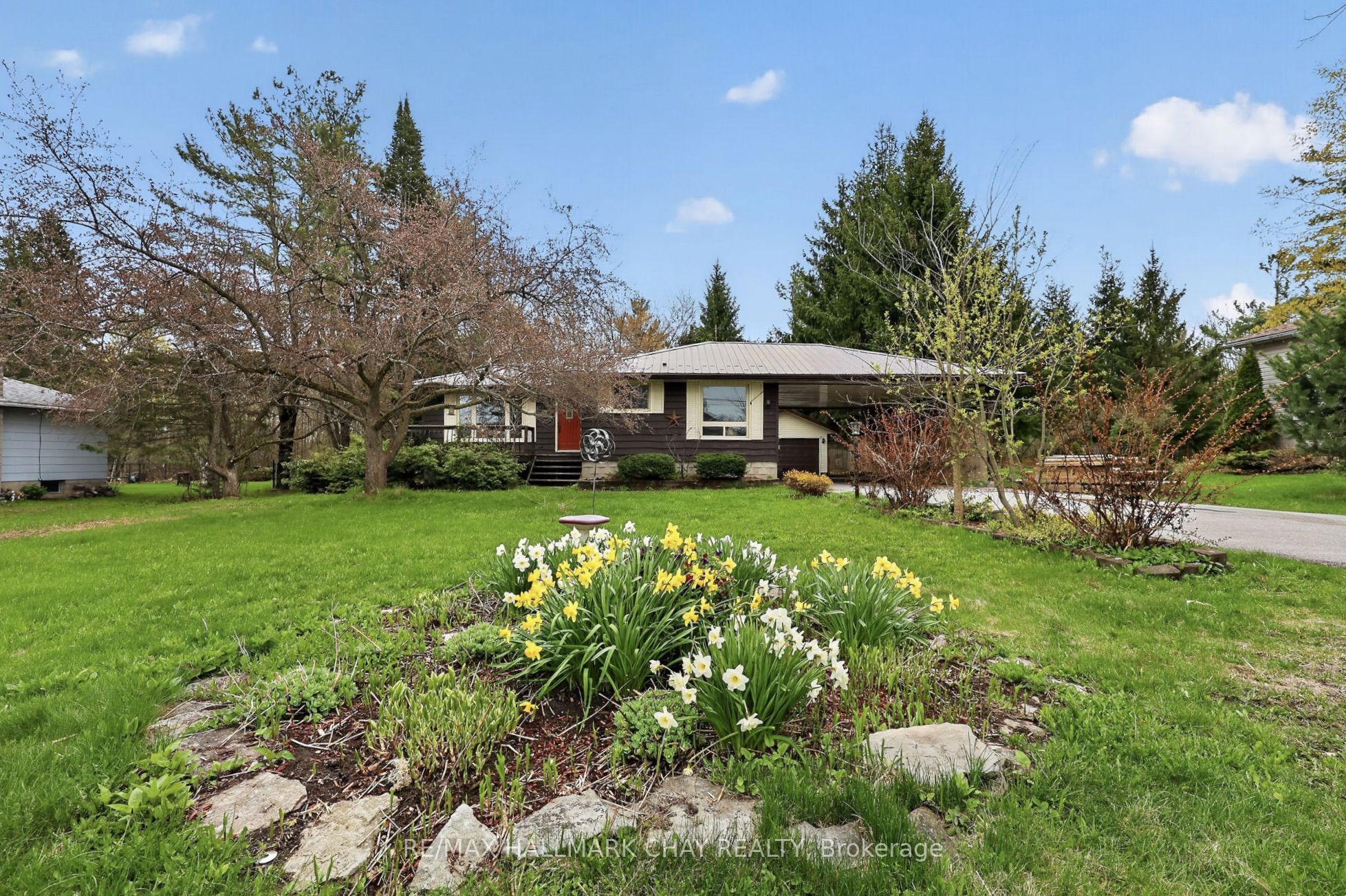 2017 Warminster Side Road, Oro-Medonte, ON L3V 0K5