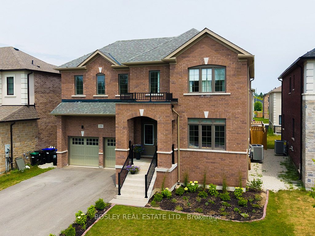 259 Centre Street, Clearview, ON L0M 1S0 photo 2