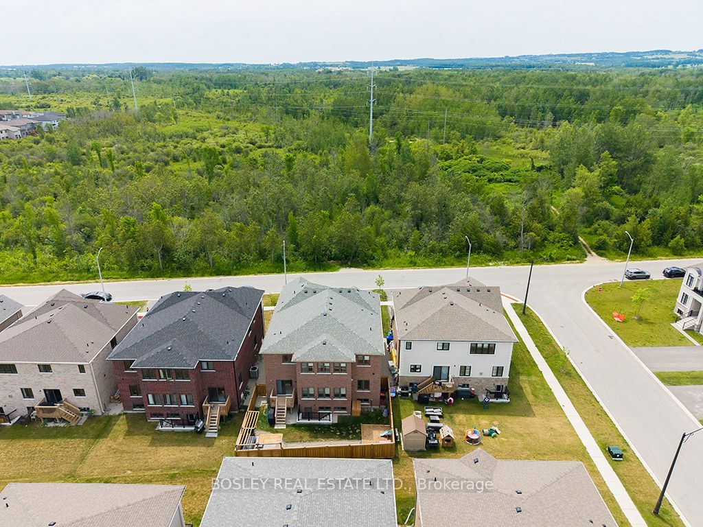 259 Centre Street, Clearview, ON L0M 1S0 photo 3