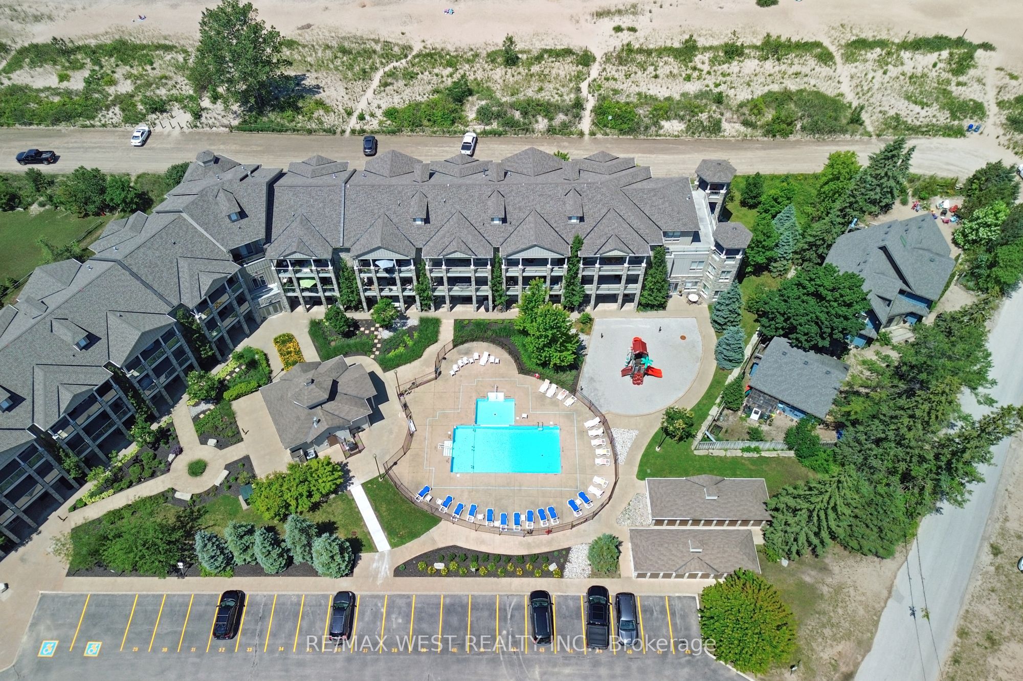 764 RIVER Road E 212, Wasaga Beach, ON L9Z 2M7 photo 2