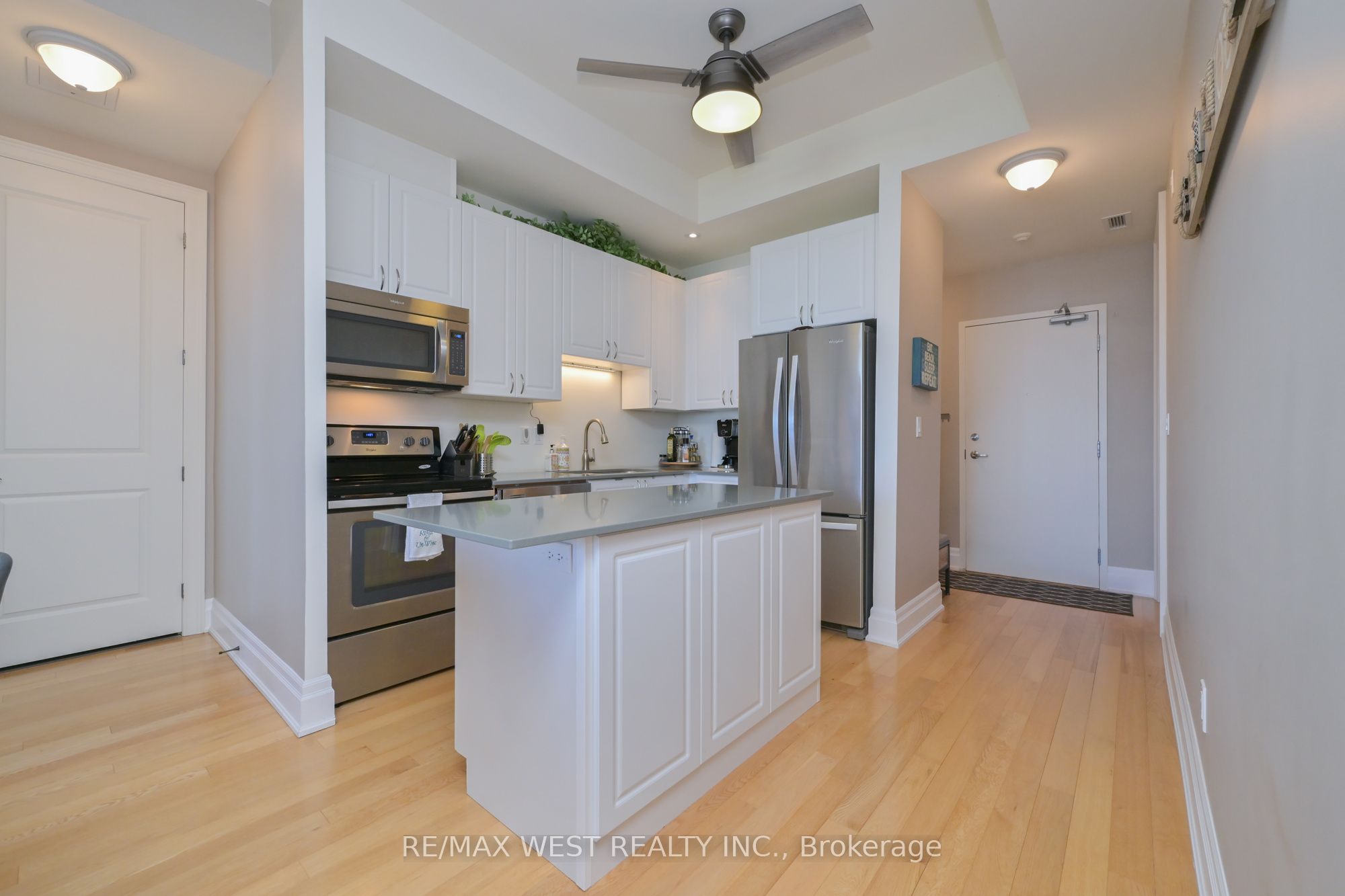 764 RIVER Road E 212, Wasaga Beach, ON L9Z 2M7 photo 5