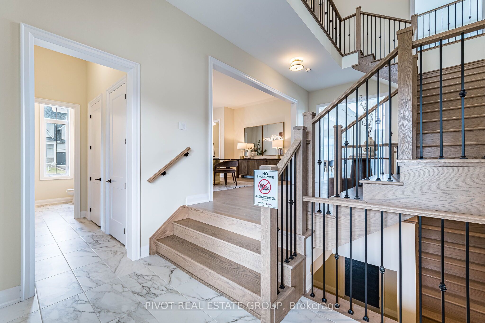11 Pinetree Drive, Oro-Medonte, ON L0L 2L0 photo 3
