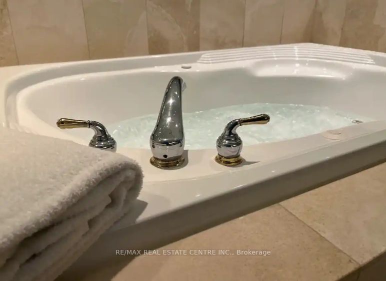 90 Highland Drive 2208, Oro-Medonte, ON L0L 2L0 photo 5