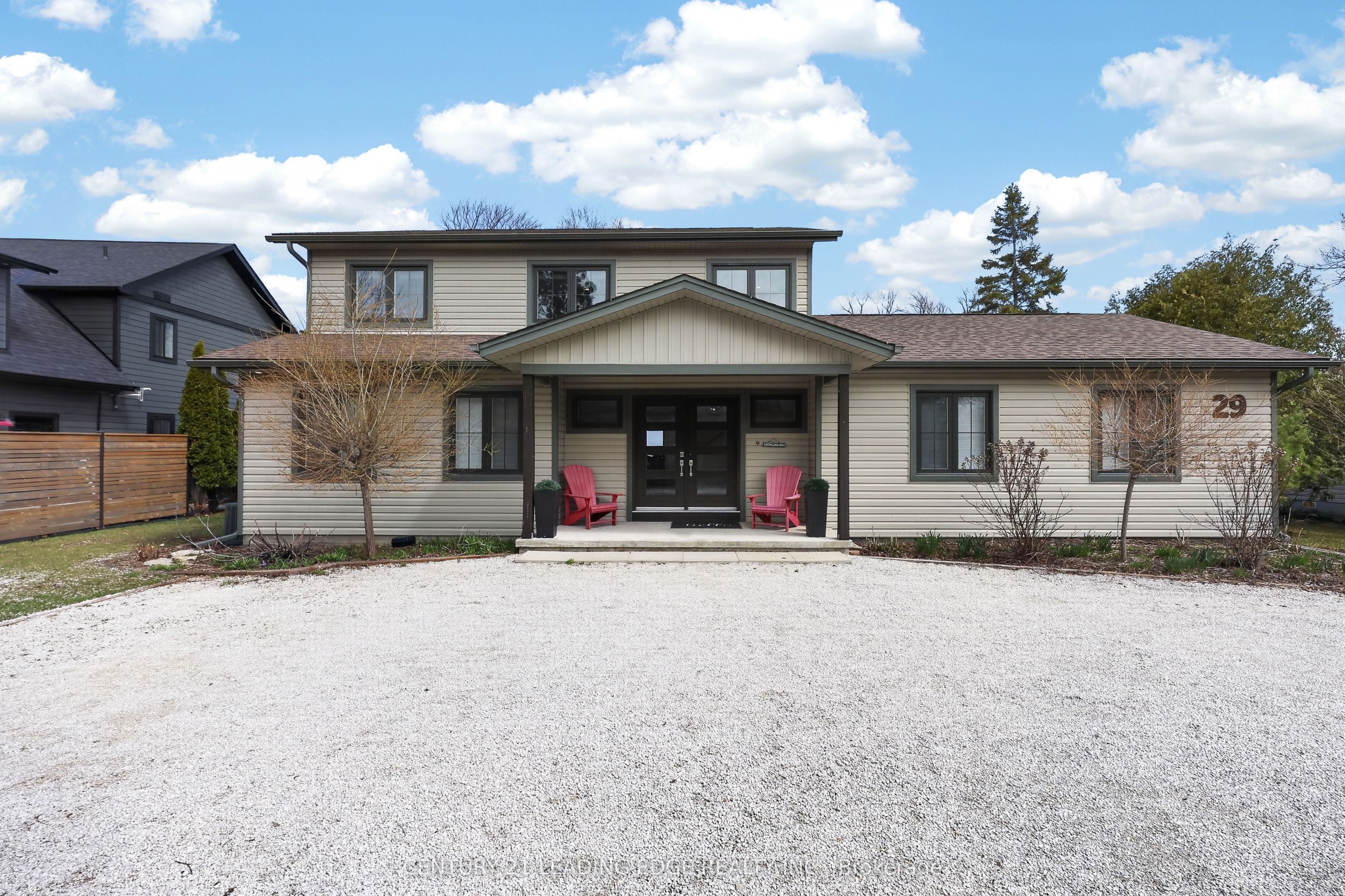 29 St Clair Street, Collingwood, ON L9Y 5N5 photo 3
