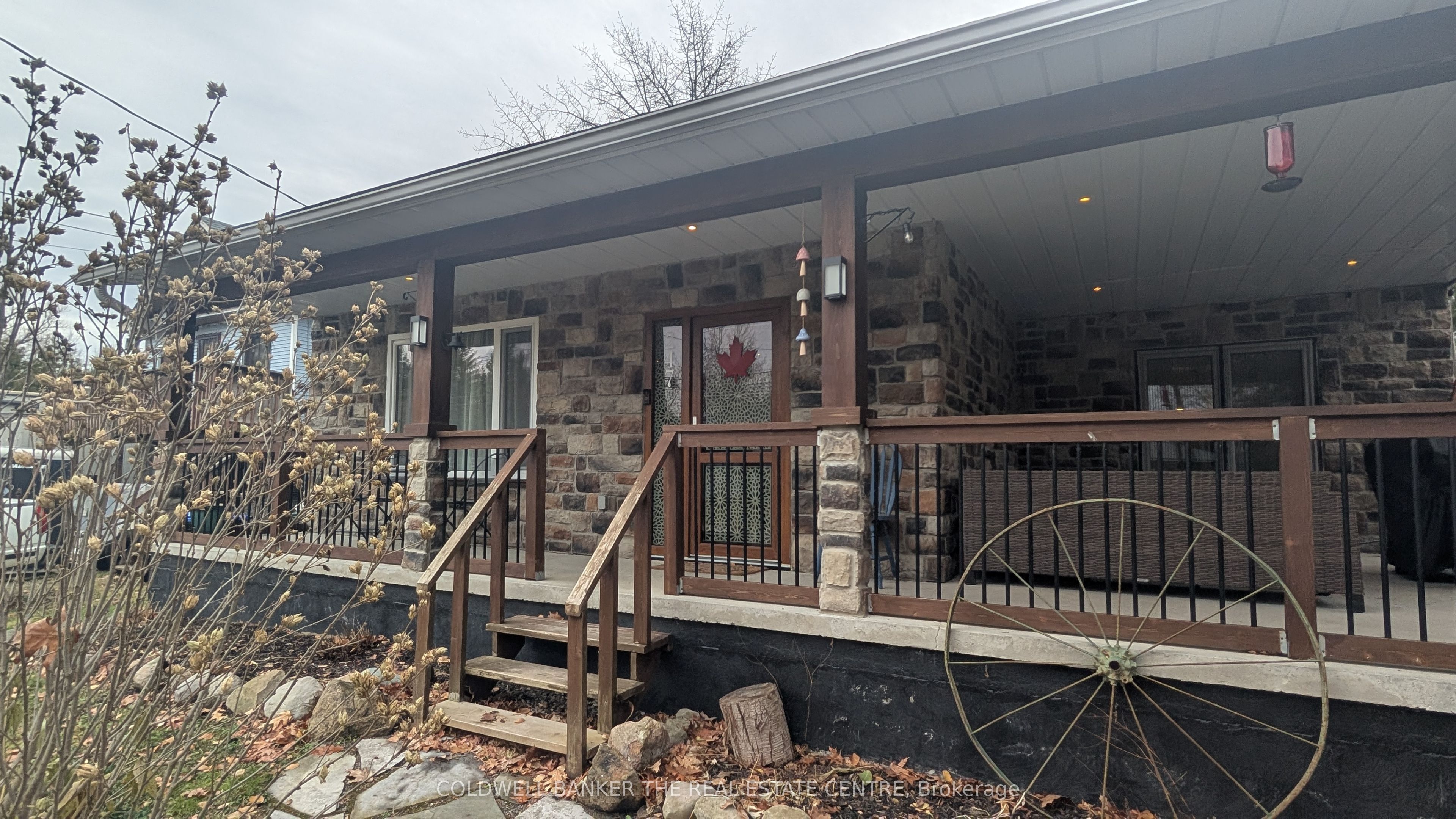 247 Poplar Avenue, Tay, ON L0K 1R0 photo 2