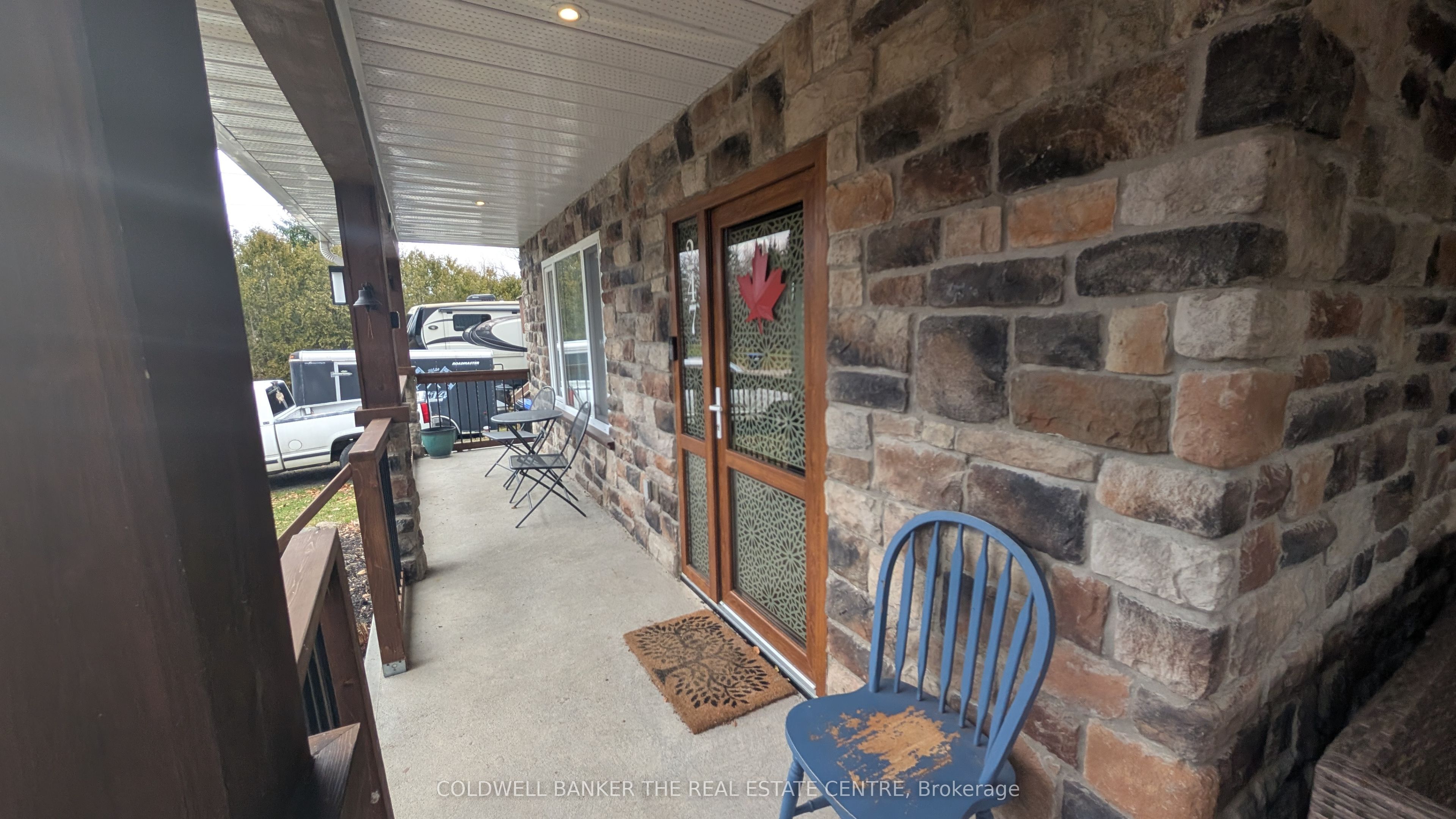 247 Poplar Avenue, Tay, ON L0K 1R0 photo 3