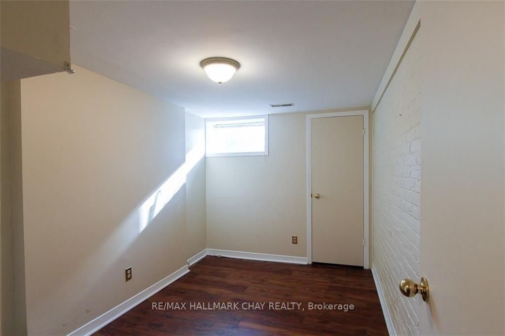 115 COLLIER Street Lower level, Barrie, ON L4M 1H2 photo 3