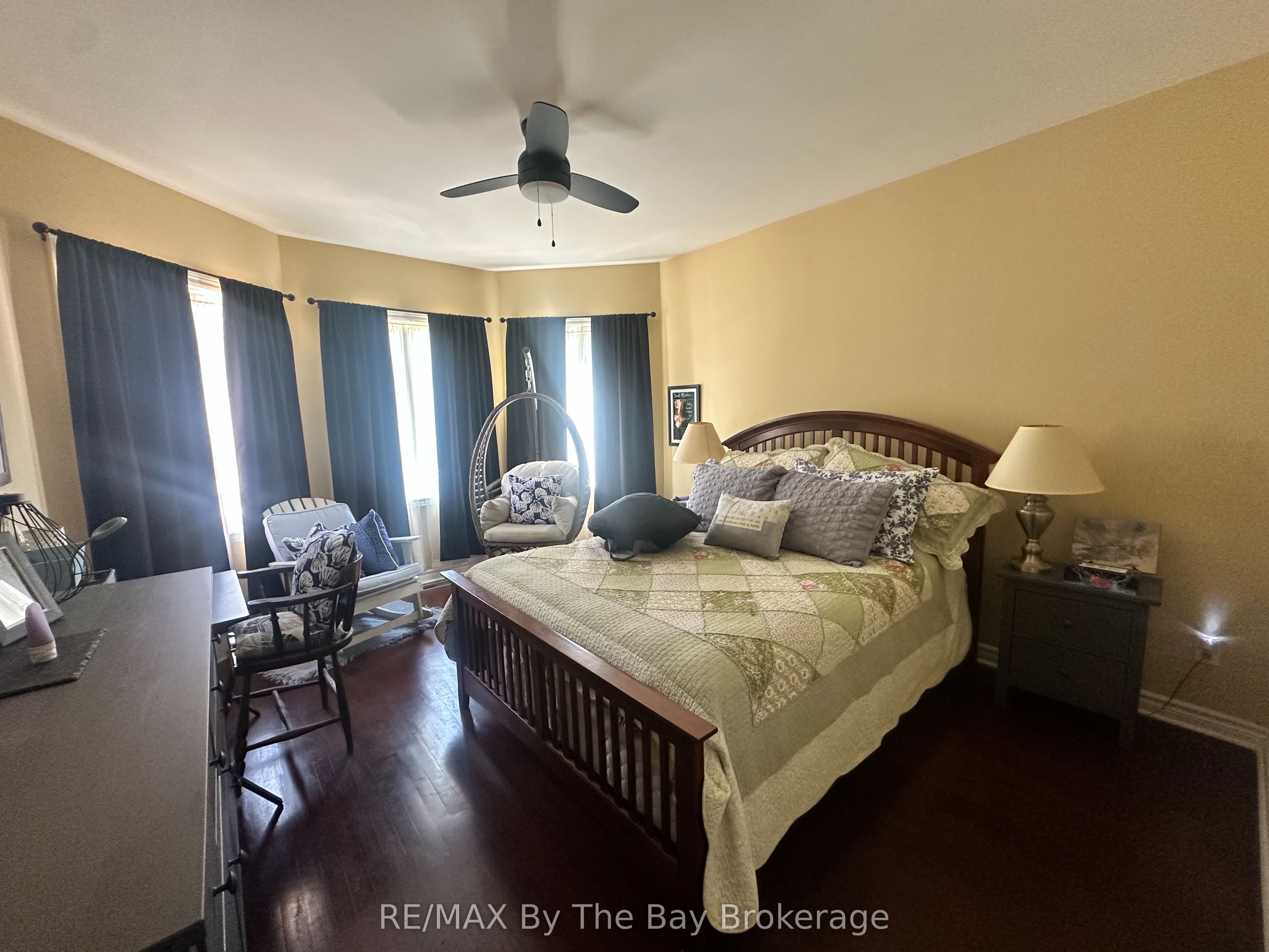 32 1st Lane, Wasaga Beach, ON L9Z 2G3 photo 5
