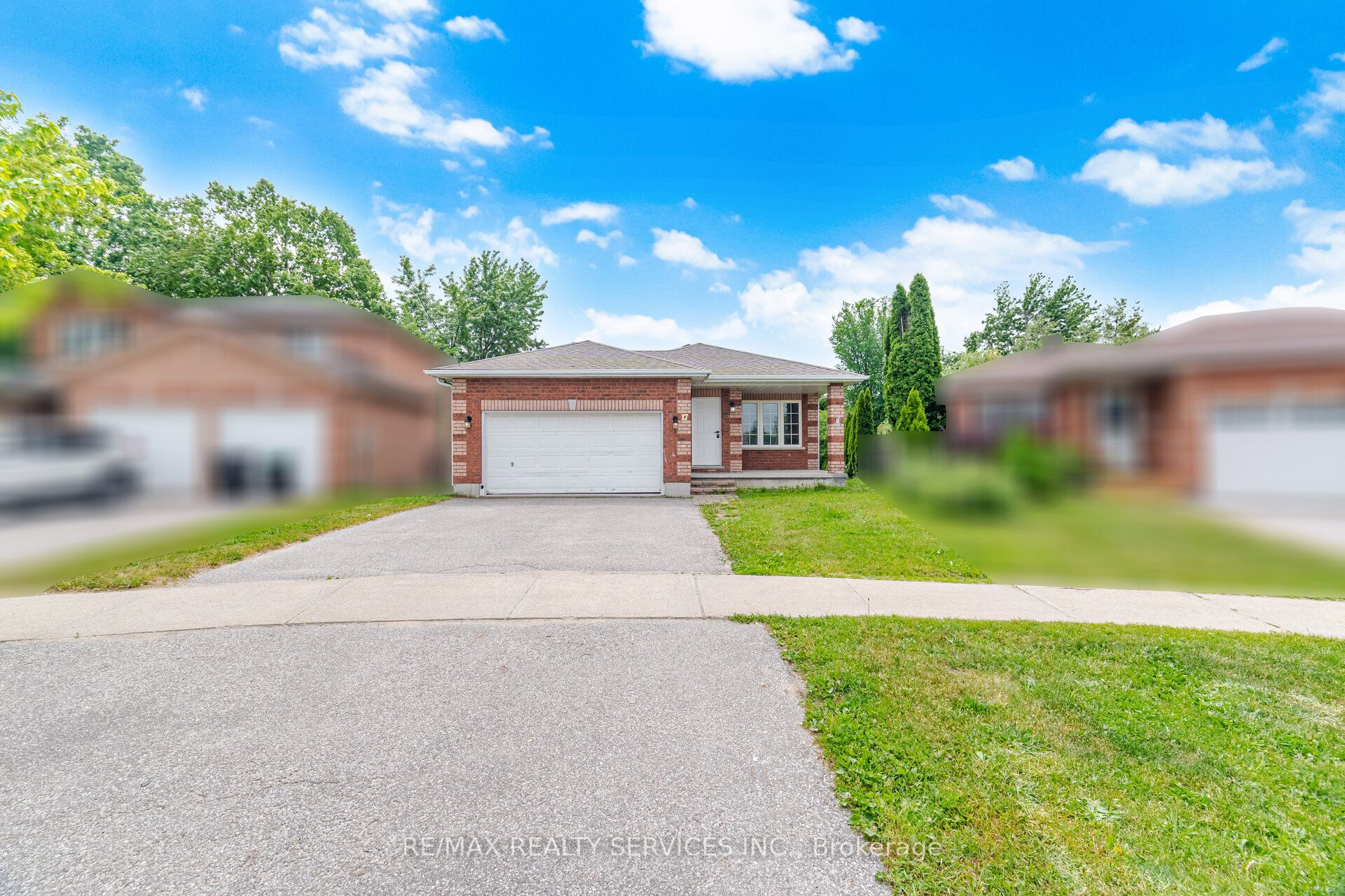 17 Sydenham Wells, Barrie, ON L4M 6R3 photo 3