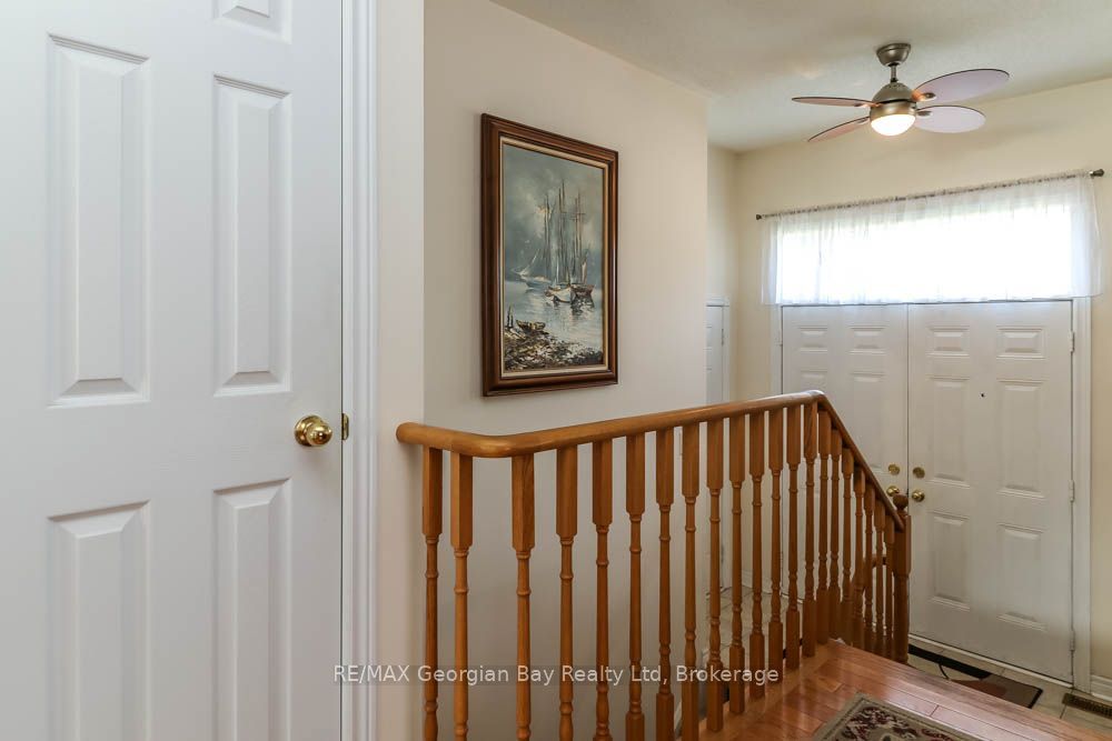 947 Montreal Street, Midland, ON L4R 1H1 photo 5