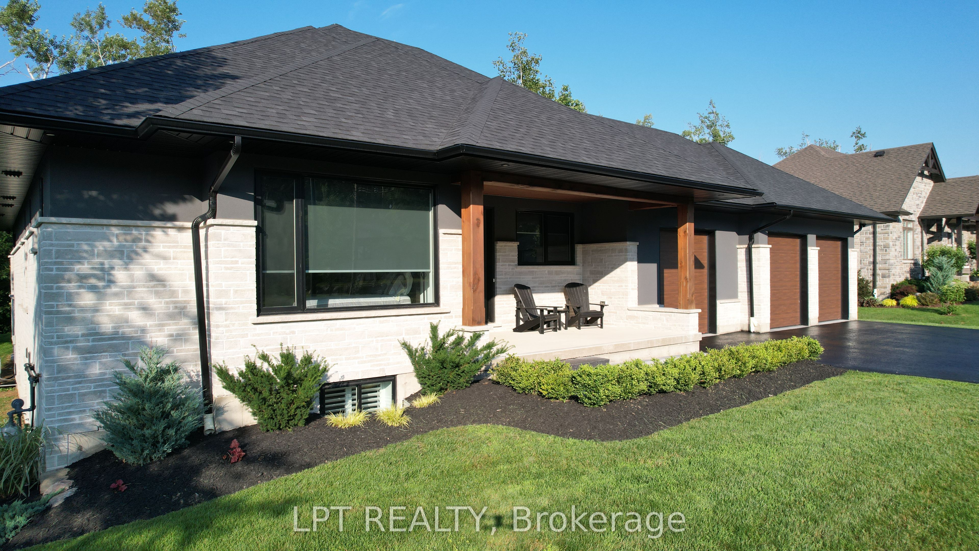 15 Byers Street, Springwater, ON L9X 2A3 photo 3