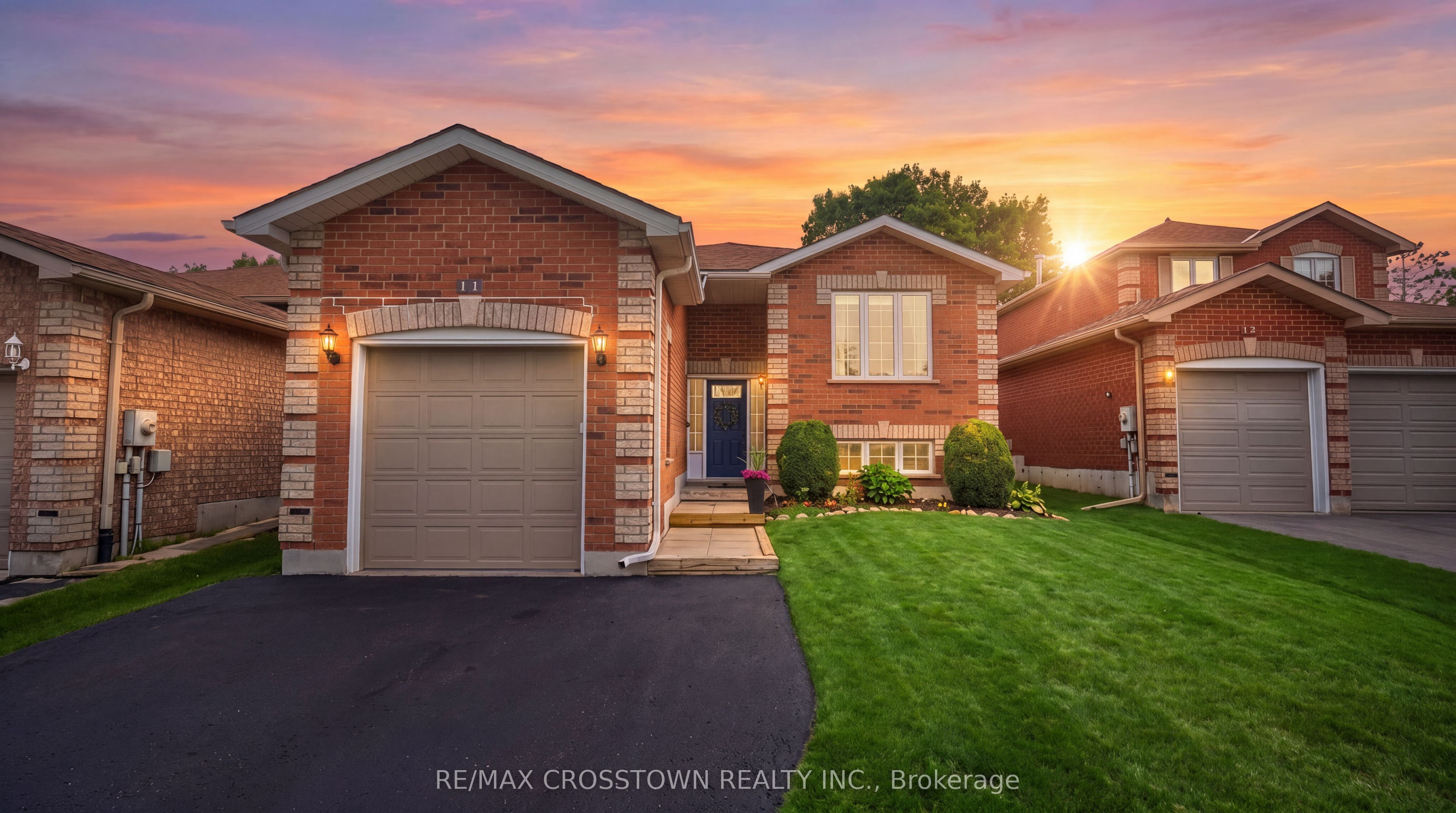 11 Revelstoke Court, Barrie, ON L4N 8X7