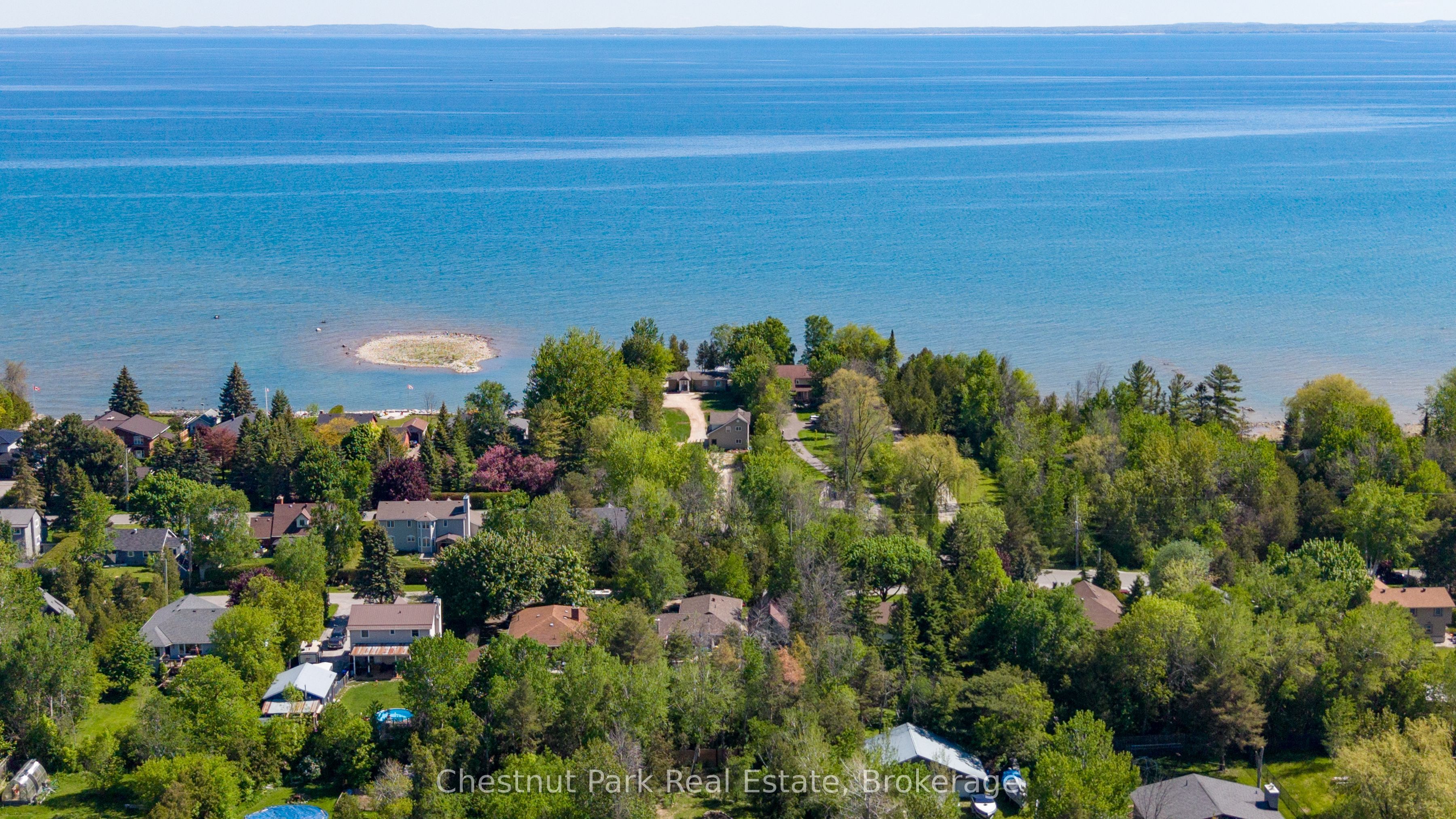 4 Parkside Avenue, Collingwood, ON L9Y 5P3 photo 3