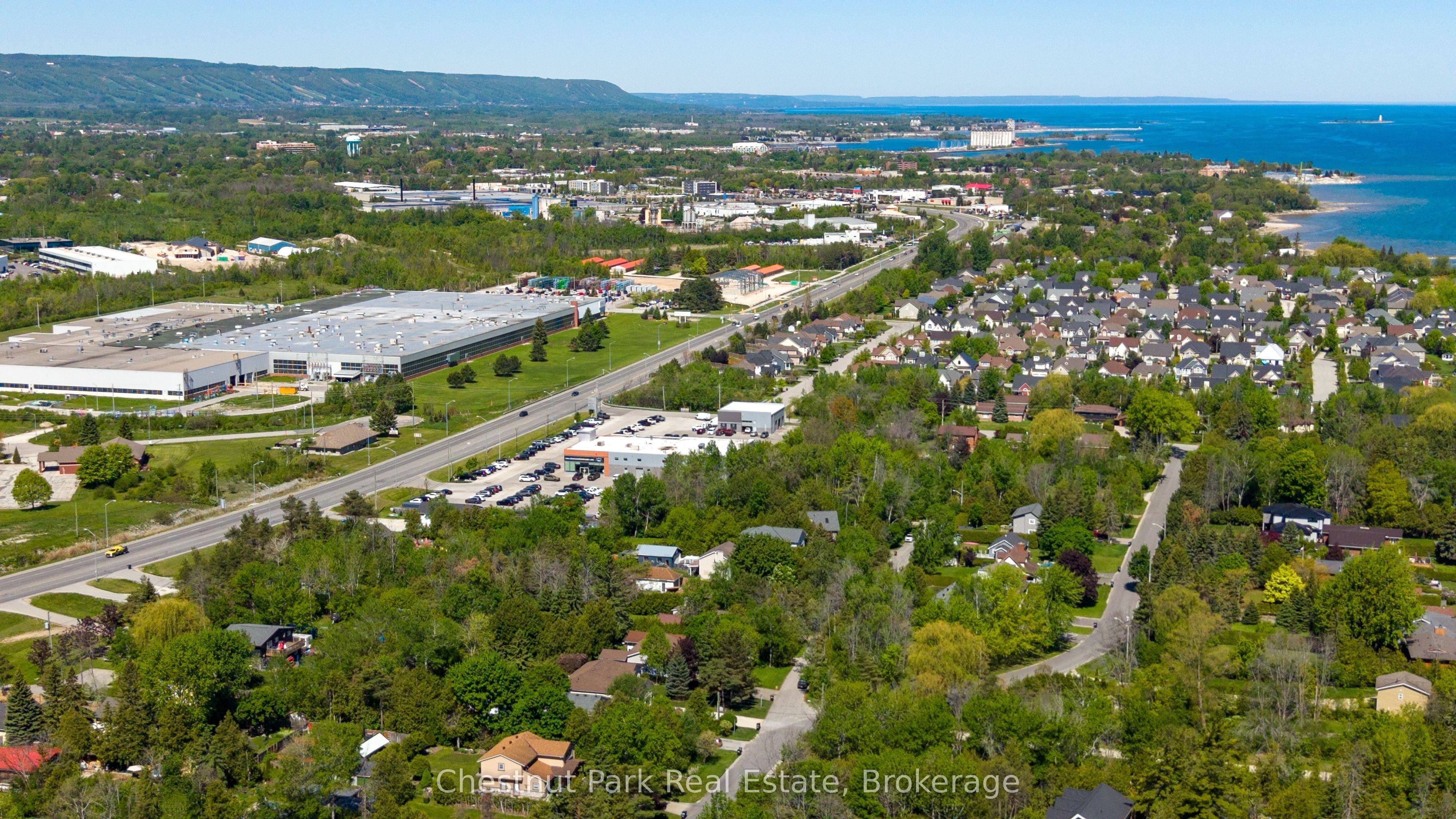 4 Parkside Avenue, Collingwood, ON L9Y 5P3 photo 4