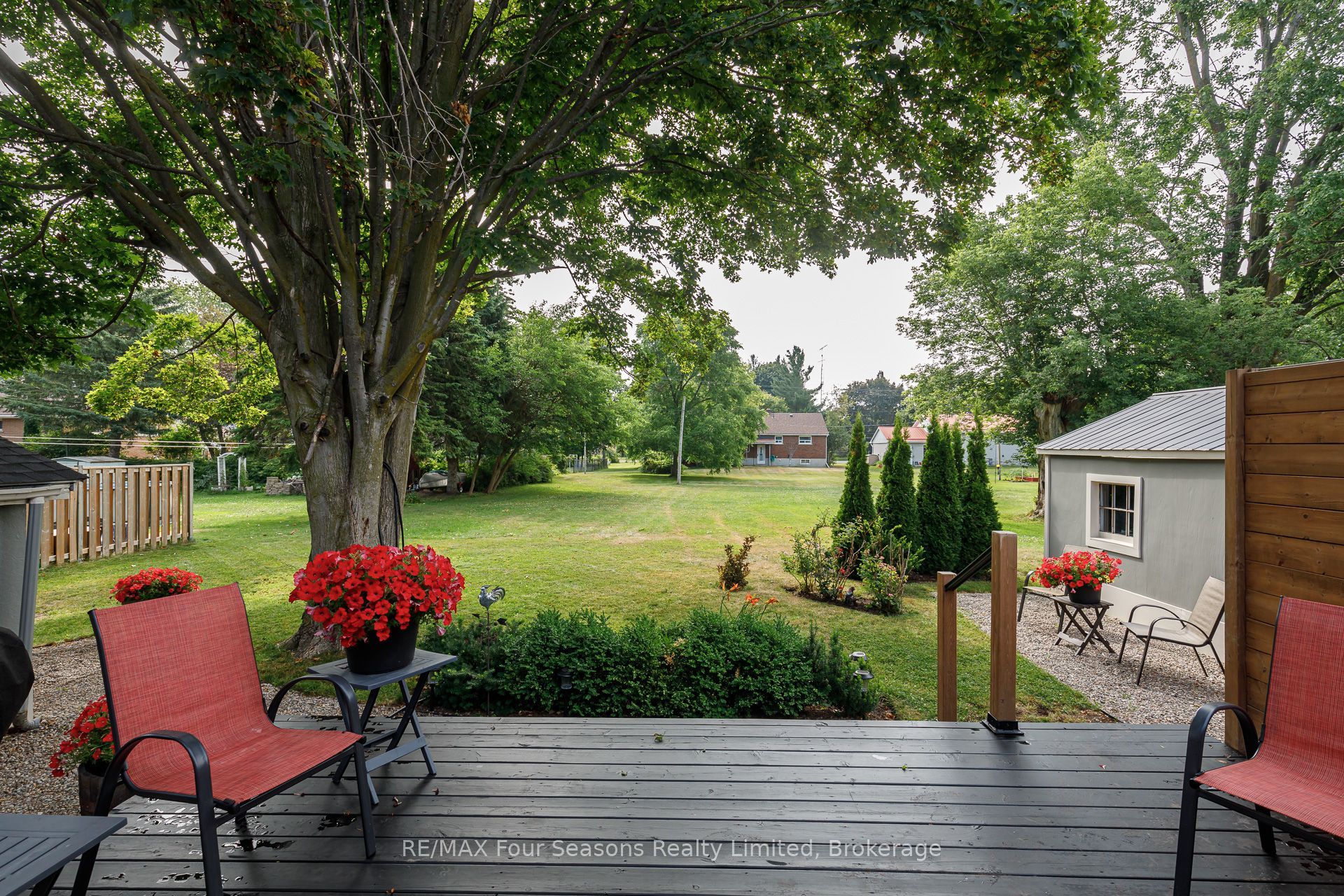 231 Superior Street, Clearview, ON L0M 1S0 photo 3