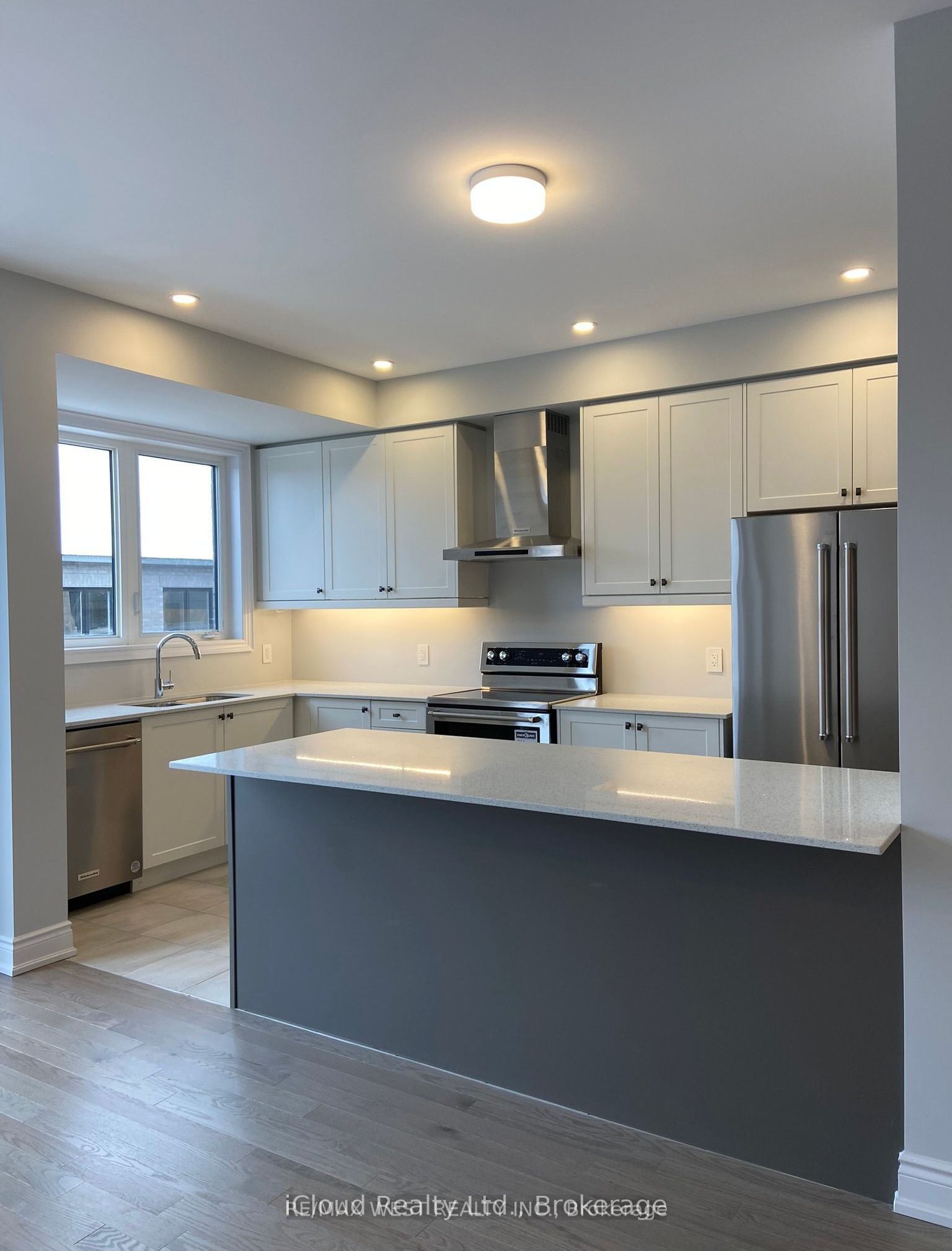 100 Bearberry Road, Springwater, ON L9X 2C9 photo 5