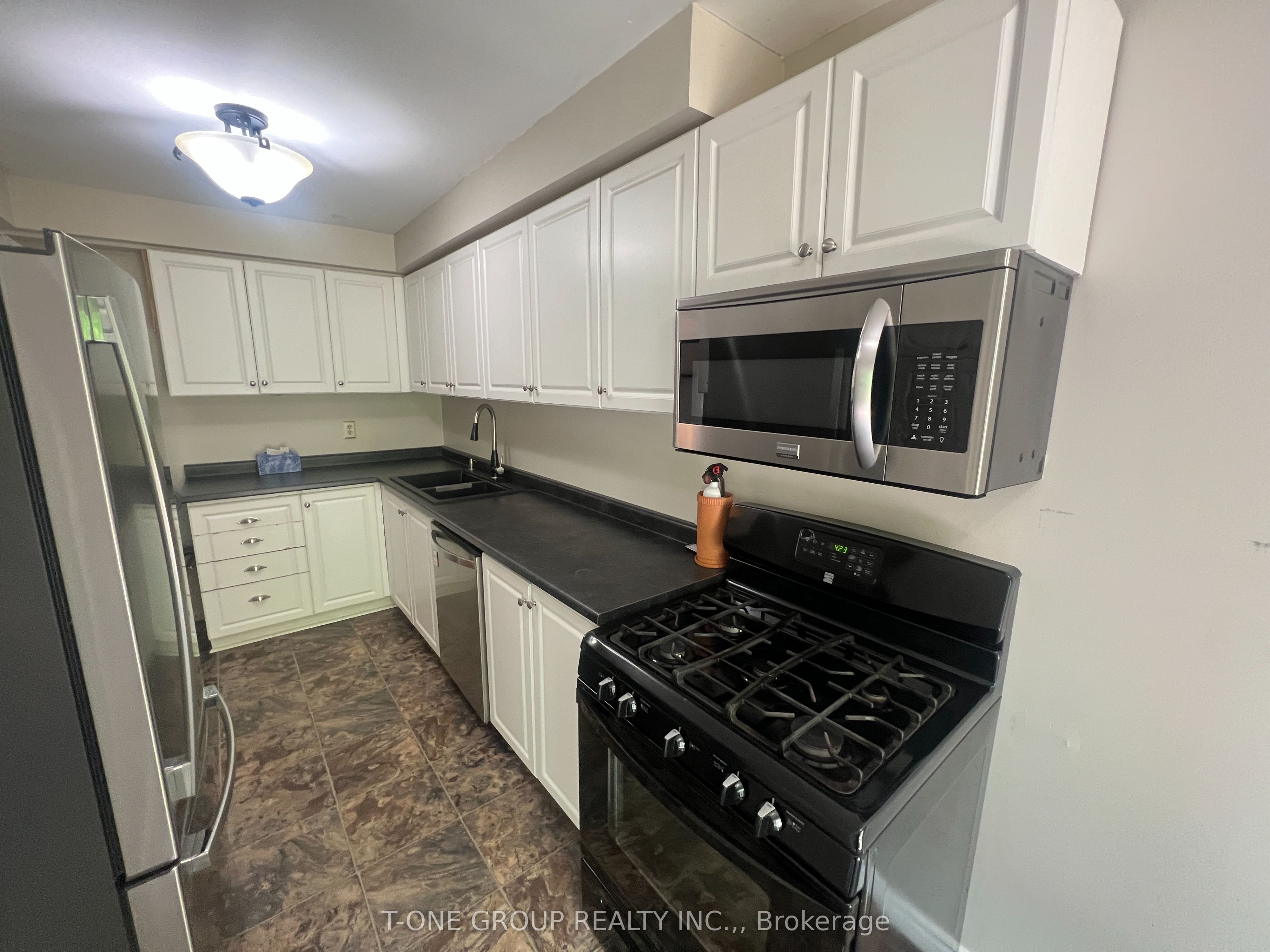 45 Burns Circle, Barrie, ON L4N 5J8 photo 4