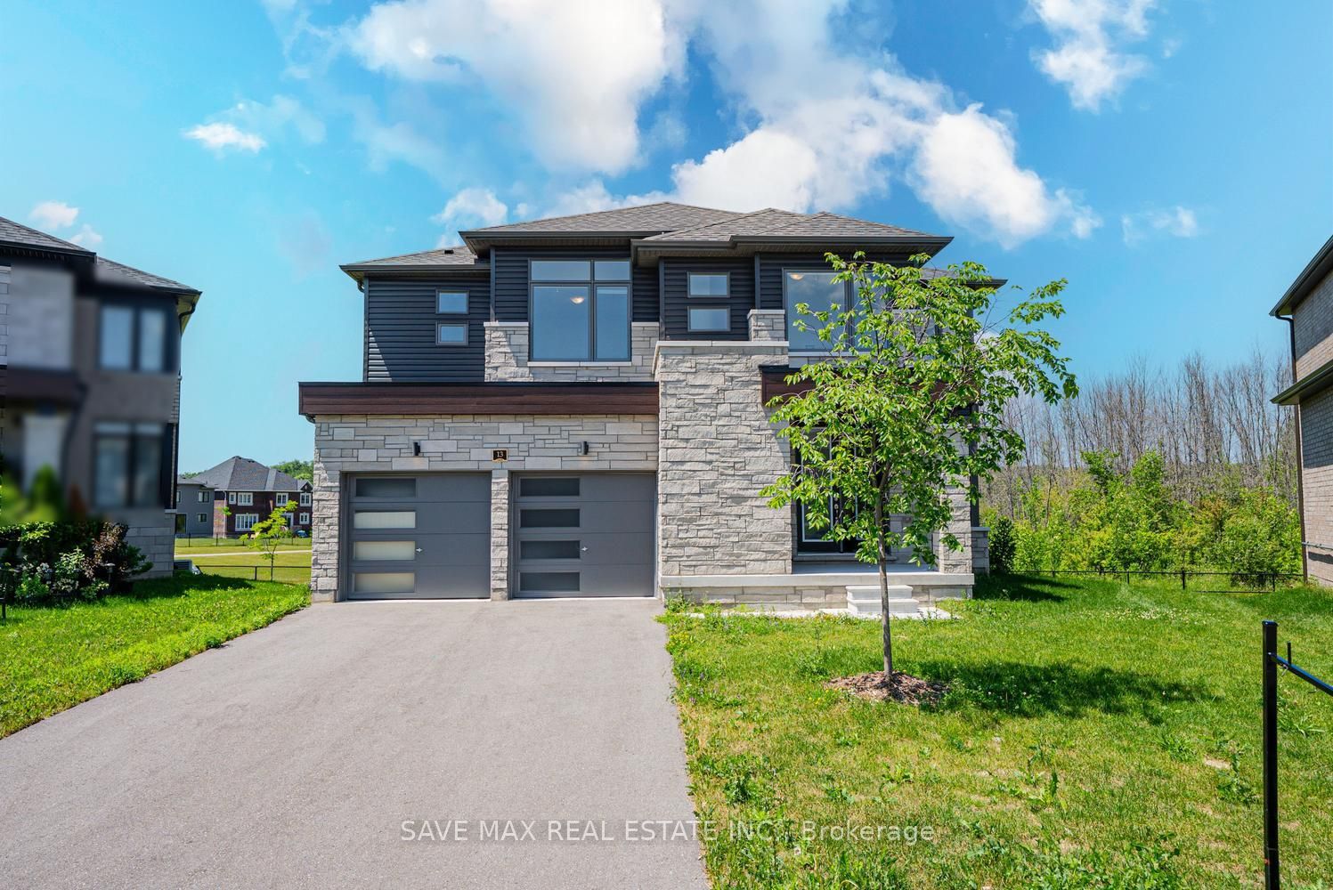 13 Del Ray Crescent, Wasaga Beach, ON L9Z 0N7