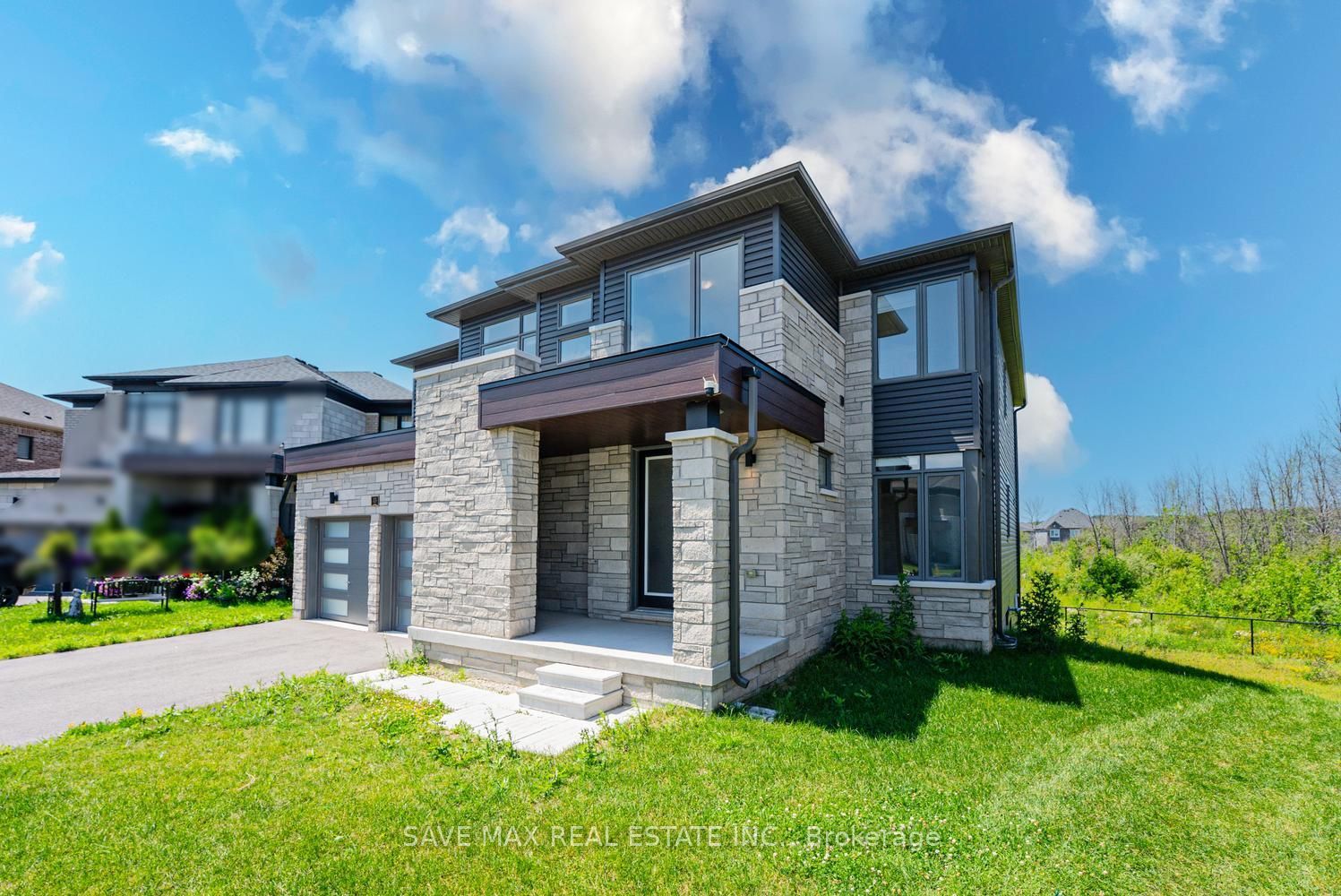 13 Del Ray Crescent, Wasaga Beach, ON L9Z 0N7 photo 2