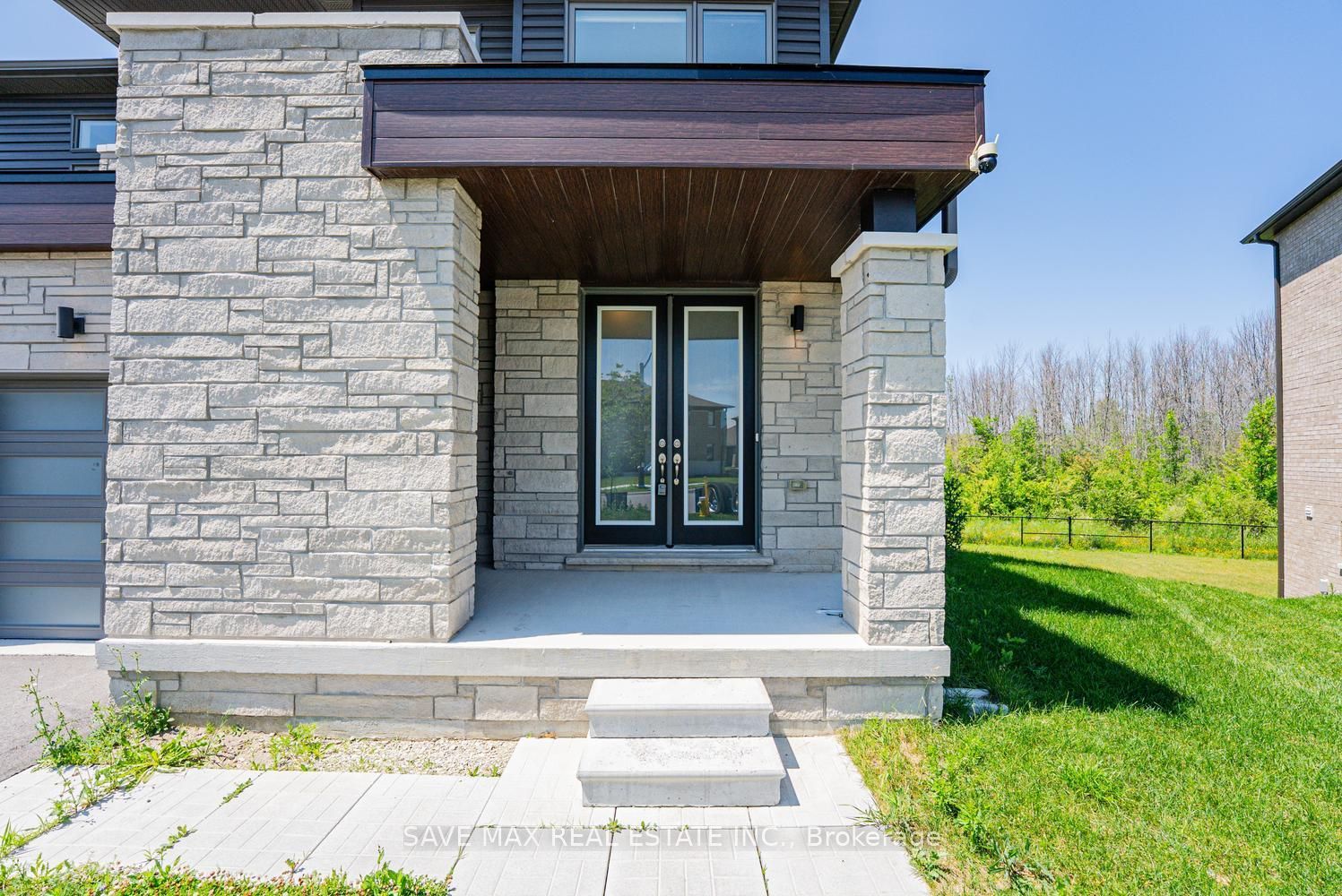 13 Del Ray Crescent, Wasaga Beach, ON L9Z 0N7 photo 3