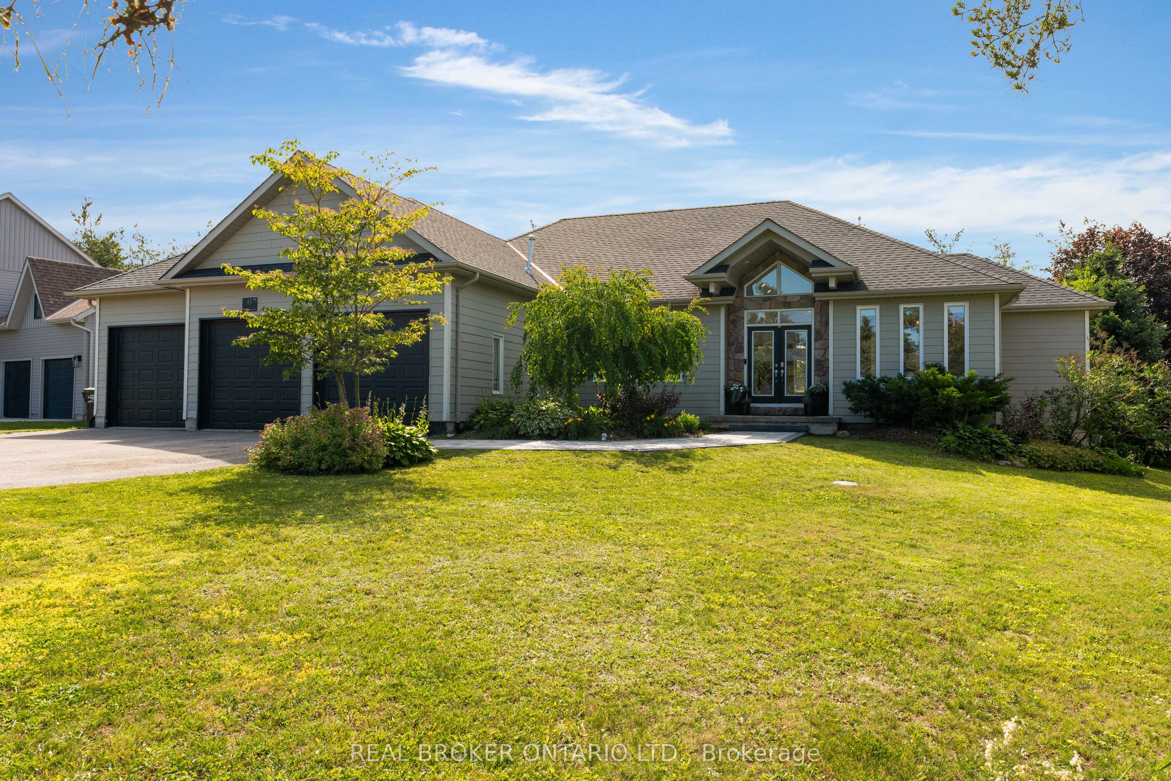 97 Highland Drive, Oro-Medonte, ON L0L 2L0 photo 3