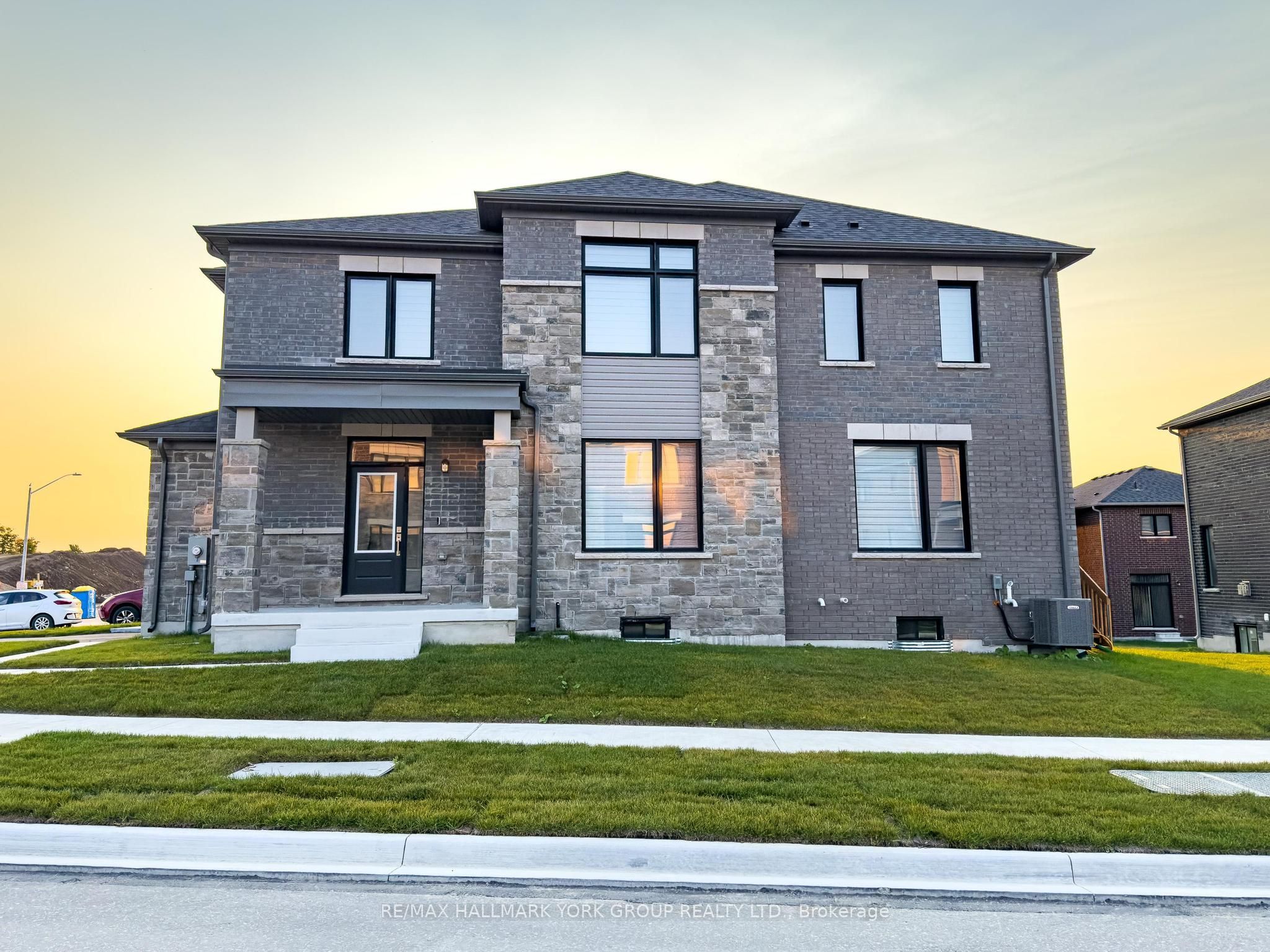 145 Fenchurch Manor, Barrie, ON L9J 0X1 photo 2