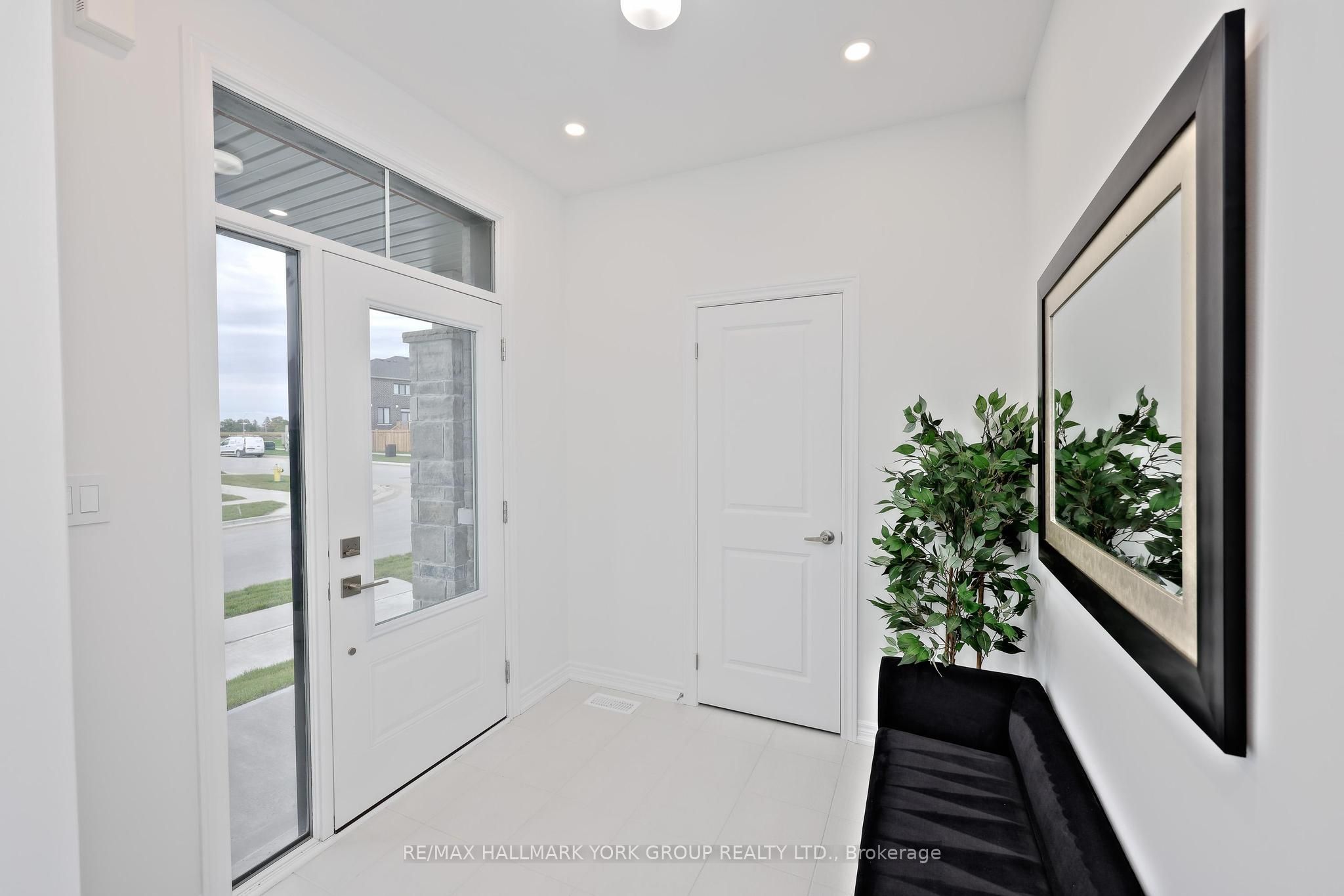 145 Fenchurch Manor, Barrie, ON L9J 0X1 photo 4