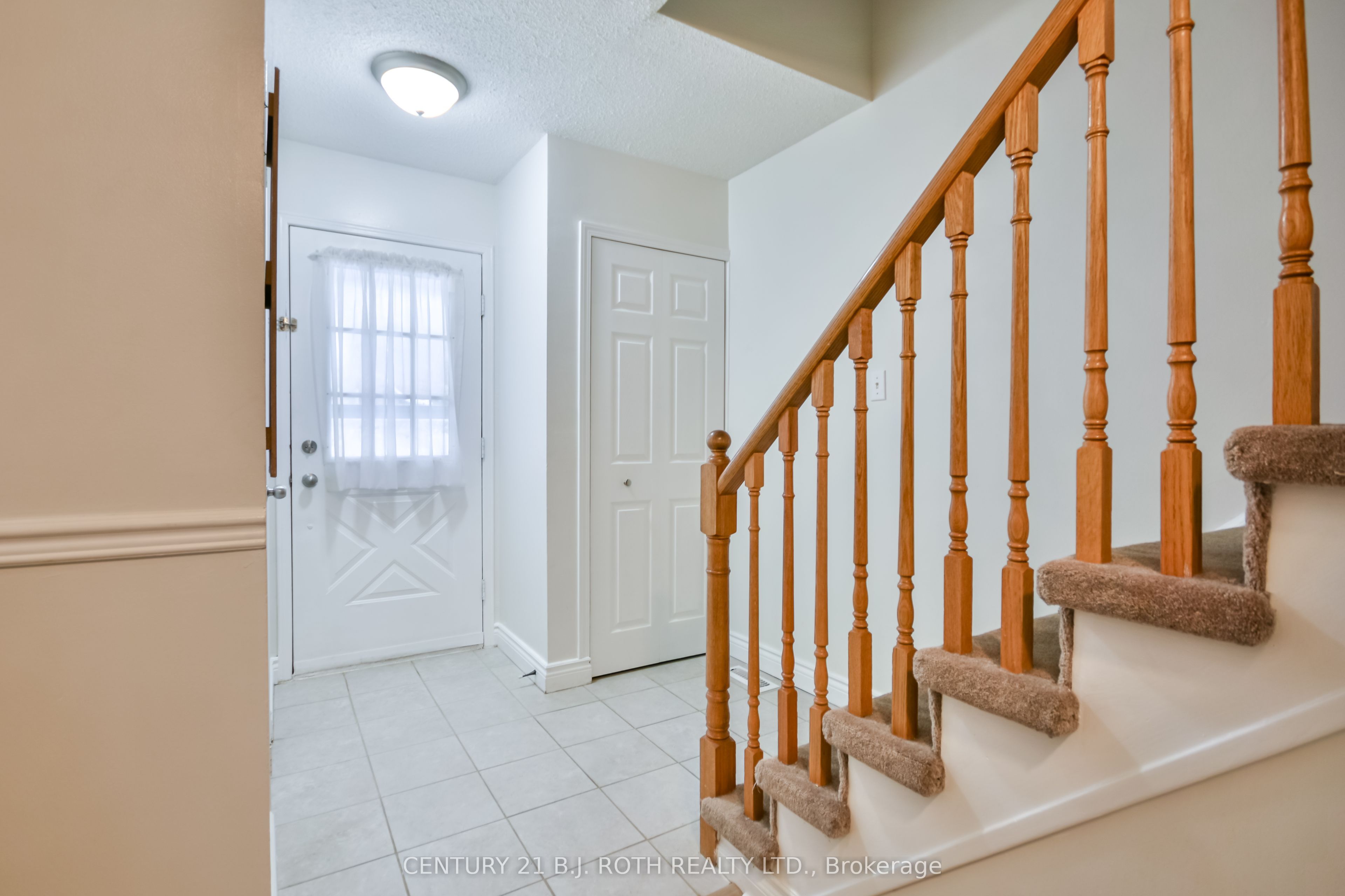 165 Kozlov Street 43, Barrie, ON L4N 7M7 photo 2