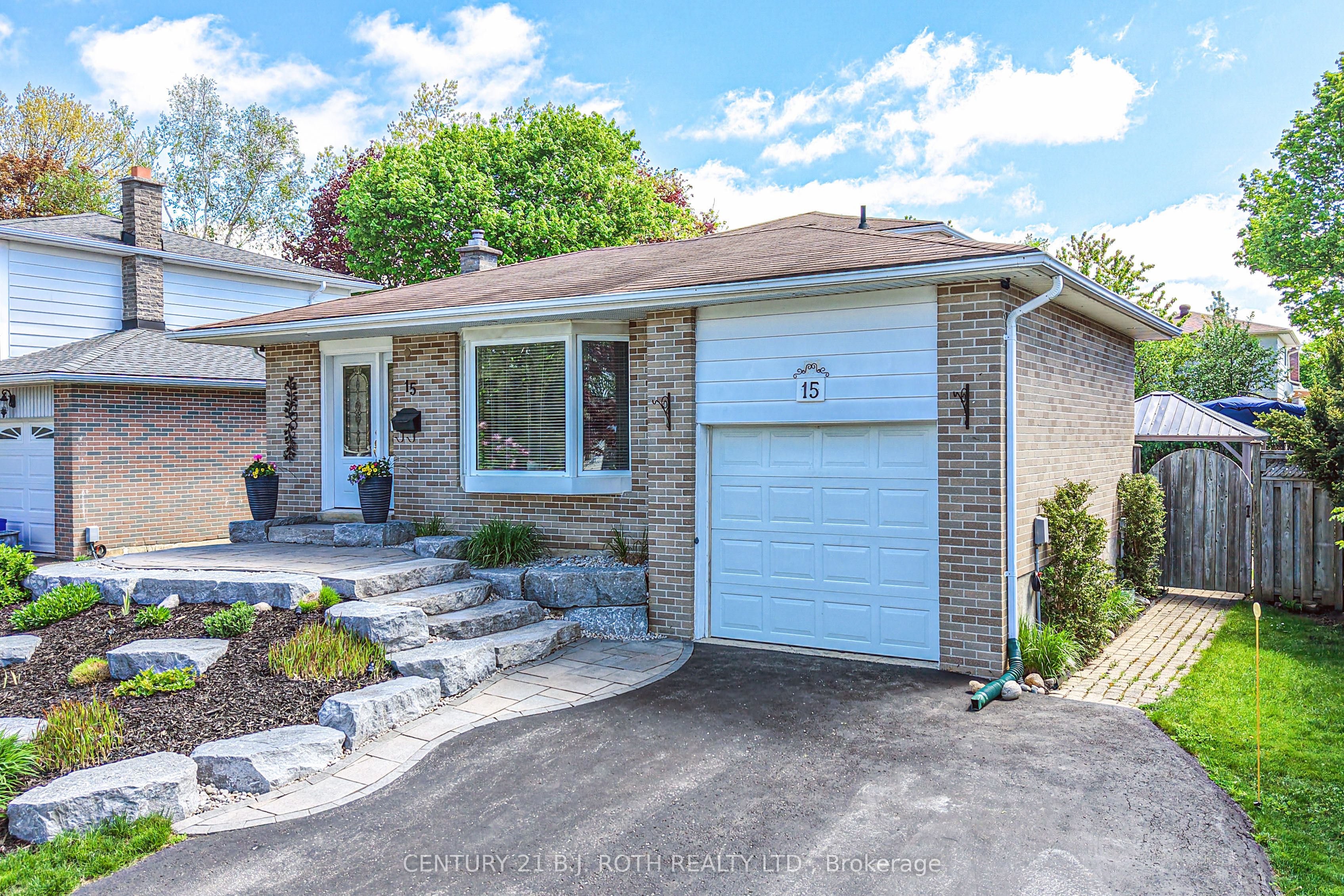 15 Glenecho Drive, Barrie, ON L4M 4J2 photo 4