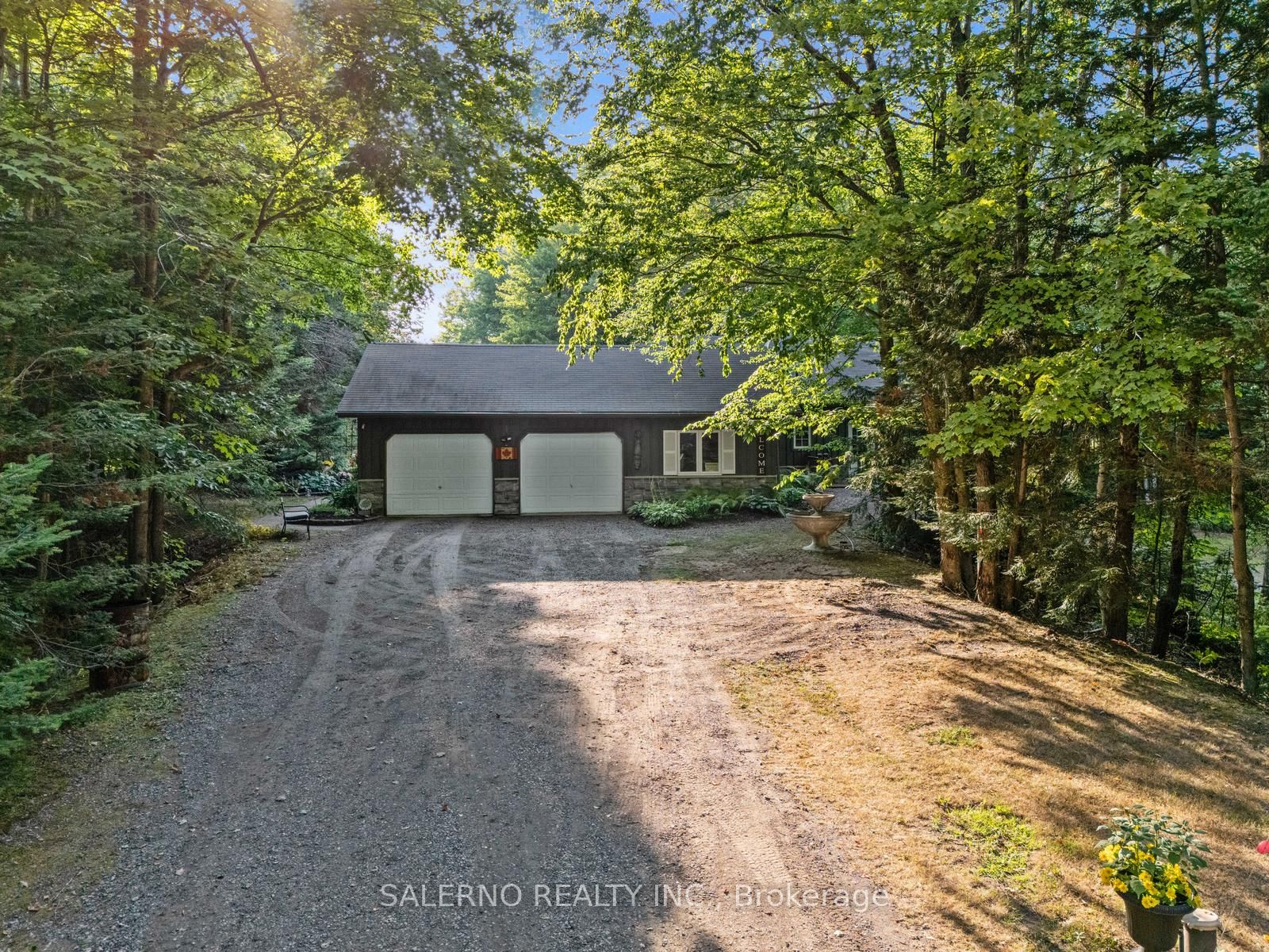 3992 Penetanguishene Road, Springwater, ON L0L 1V0 photo 4