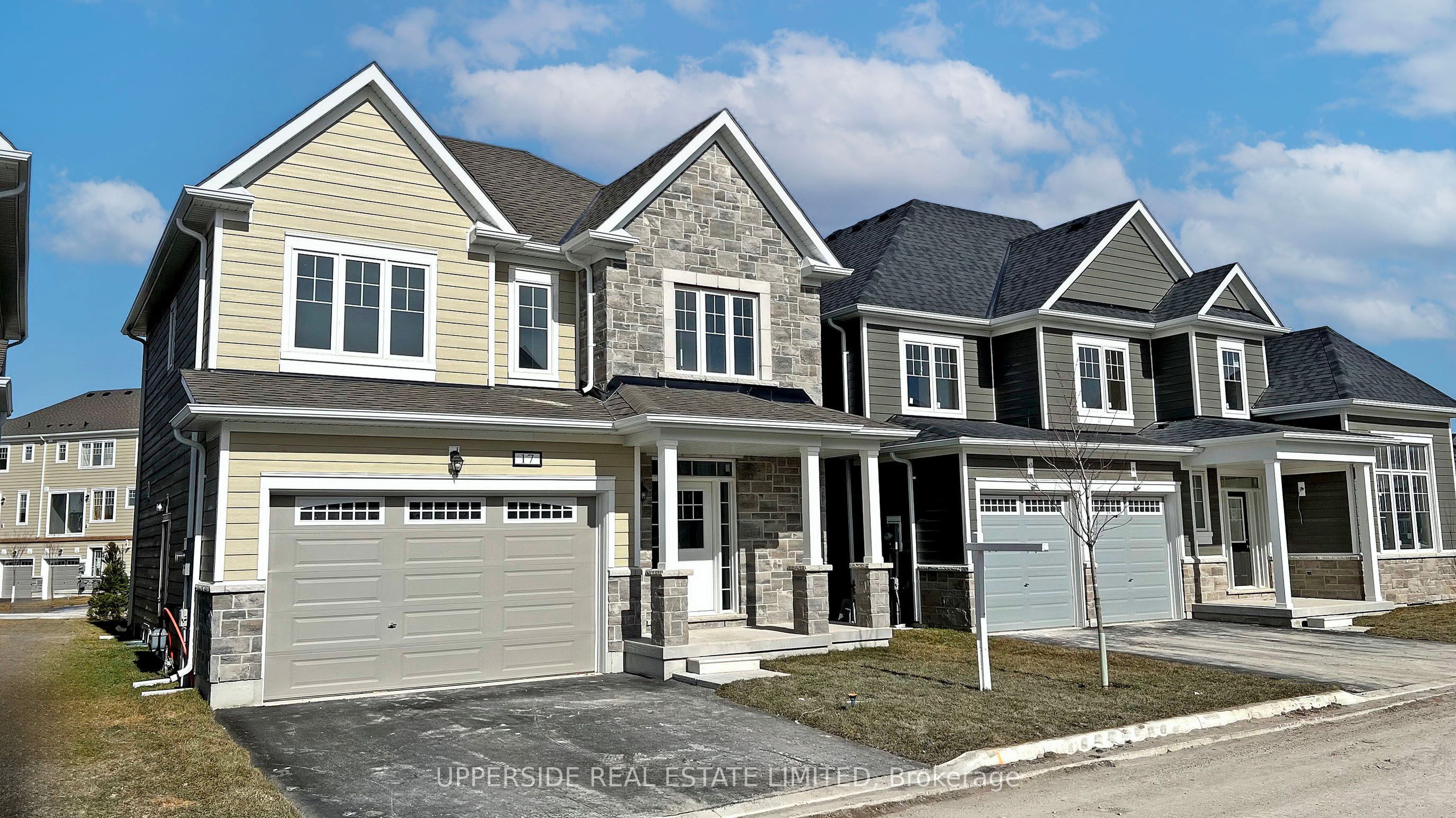 17 Shapira Avenue, Wasaga Beach, ON L9Z 0K2 photo 2