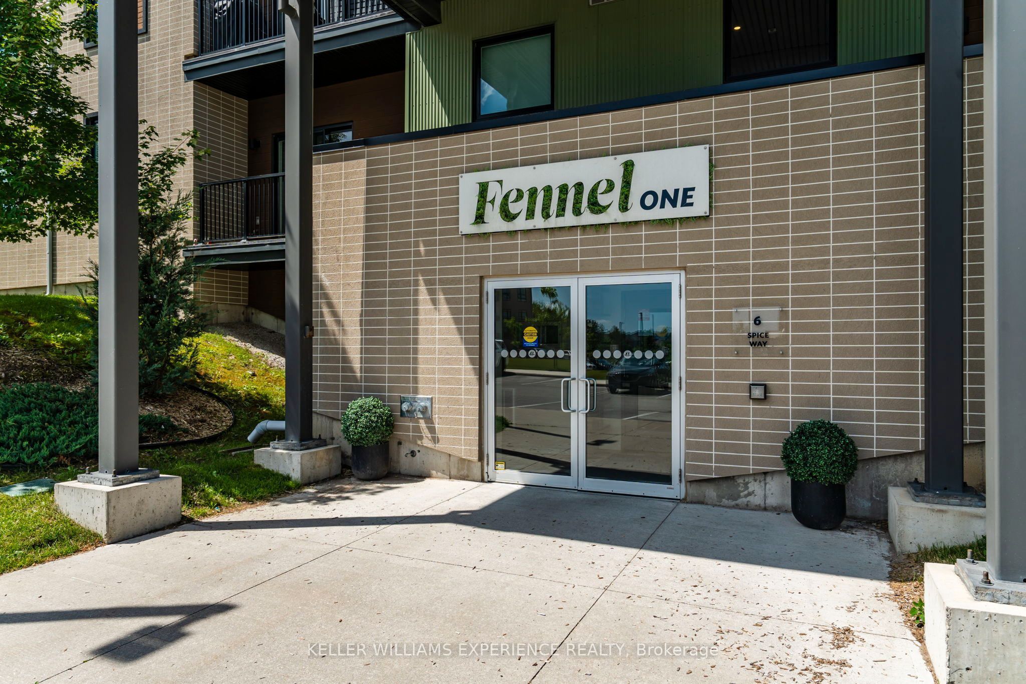 6 Spice Way 410, Barrie, ON L9J 0J9 photo 2