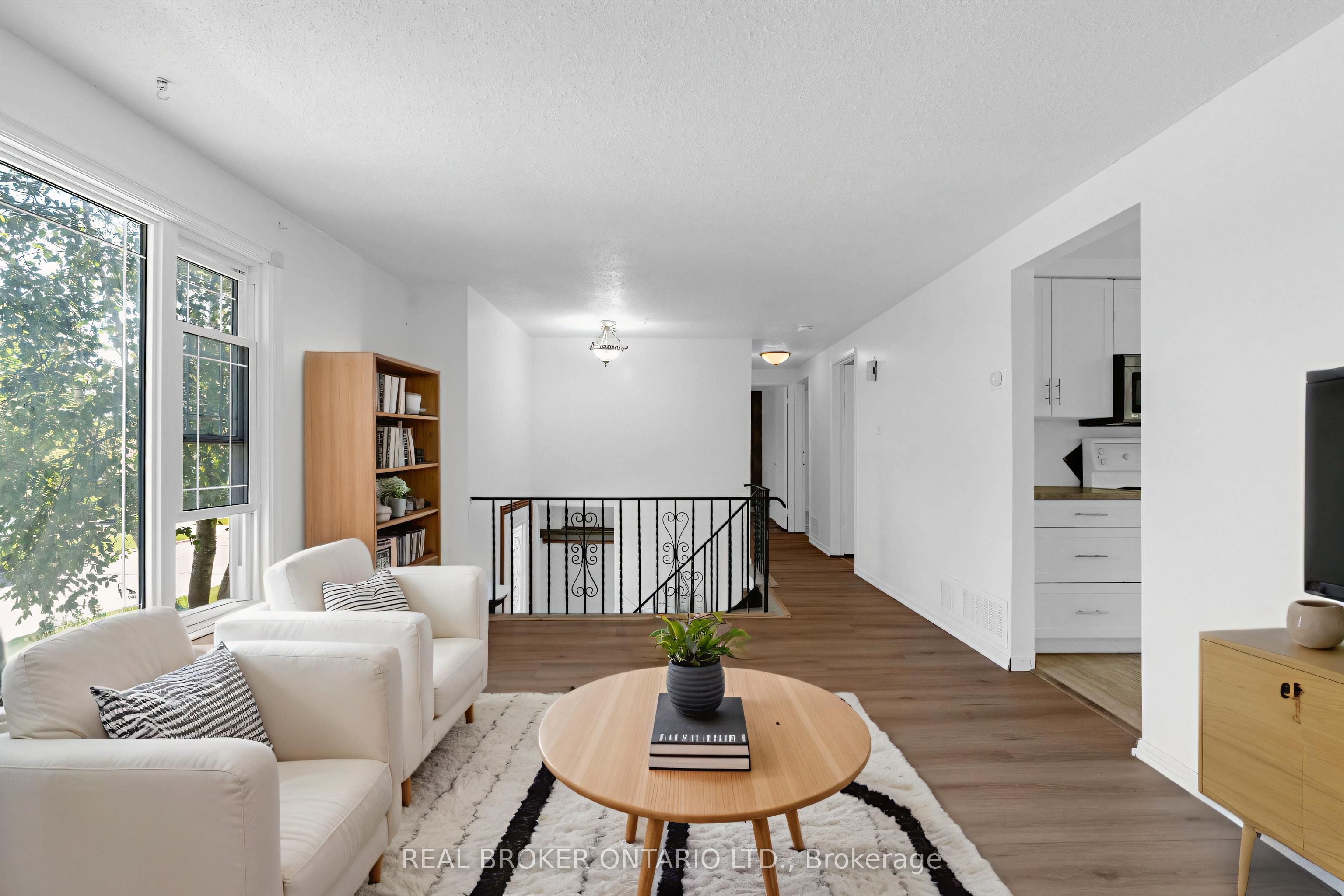 57 Bernick Drive, Barrie, ON L4M 5C1 photo 2