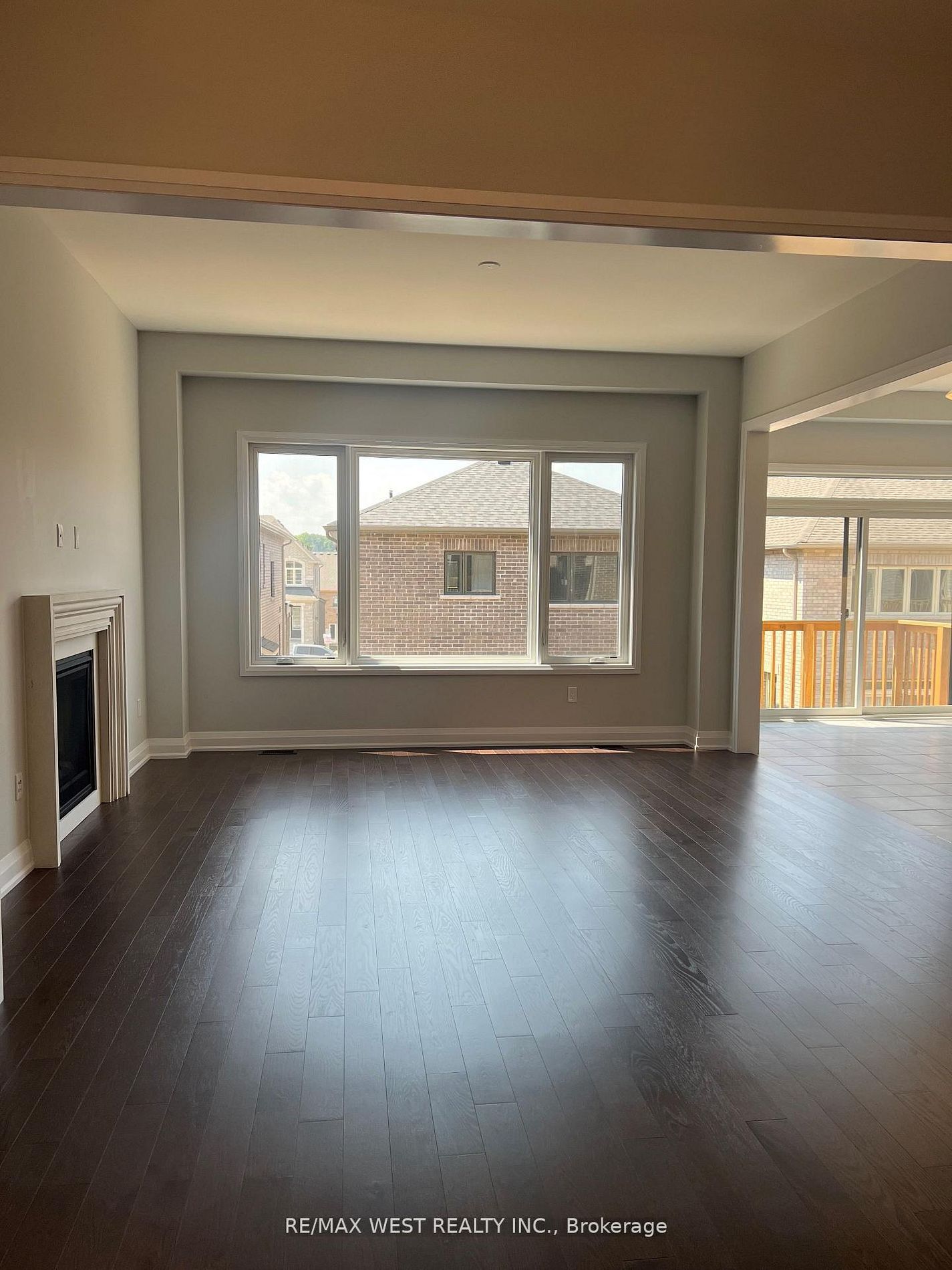 14 Periwinkle Road E, Springwater, ON L0L 1Y3 photo 5