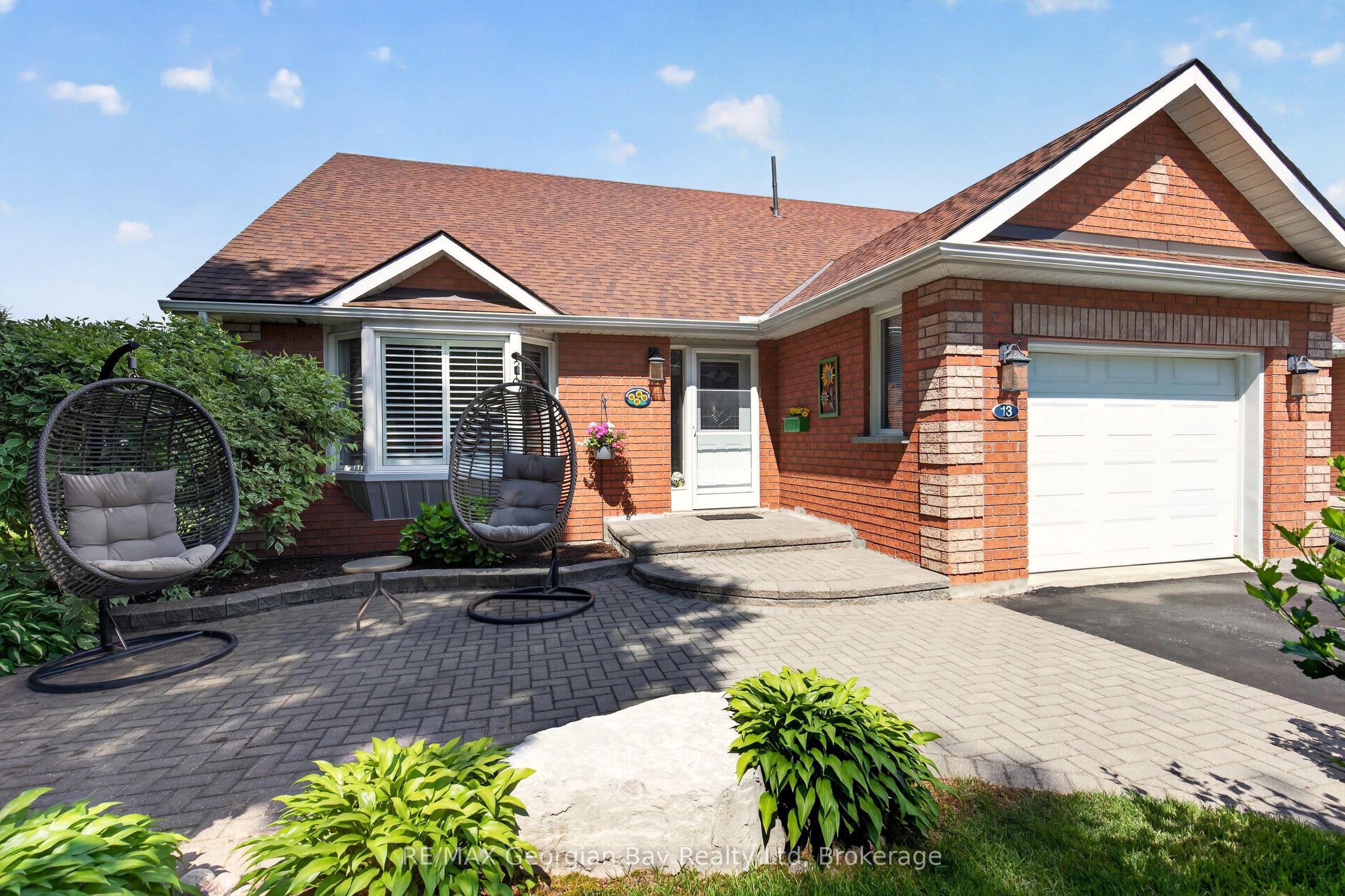 90 Burke Street 13, Penetanguishene, ON L9M 2H2