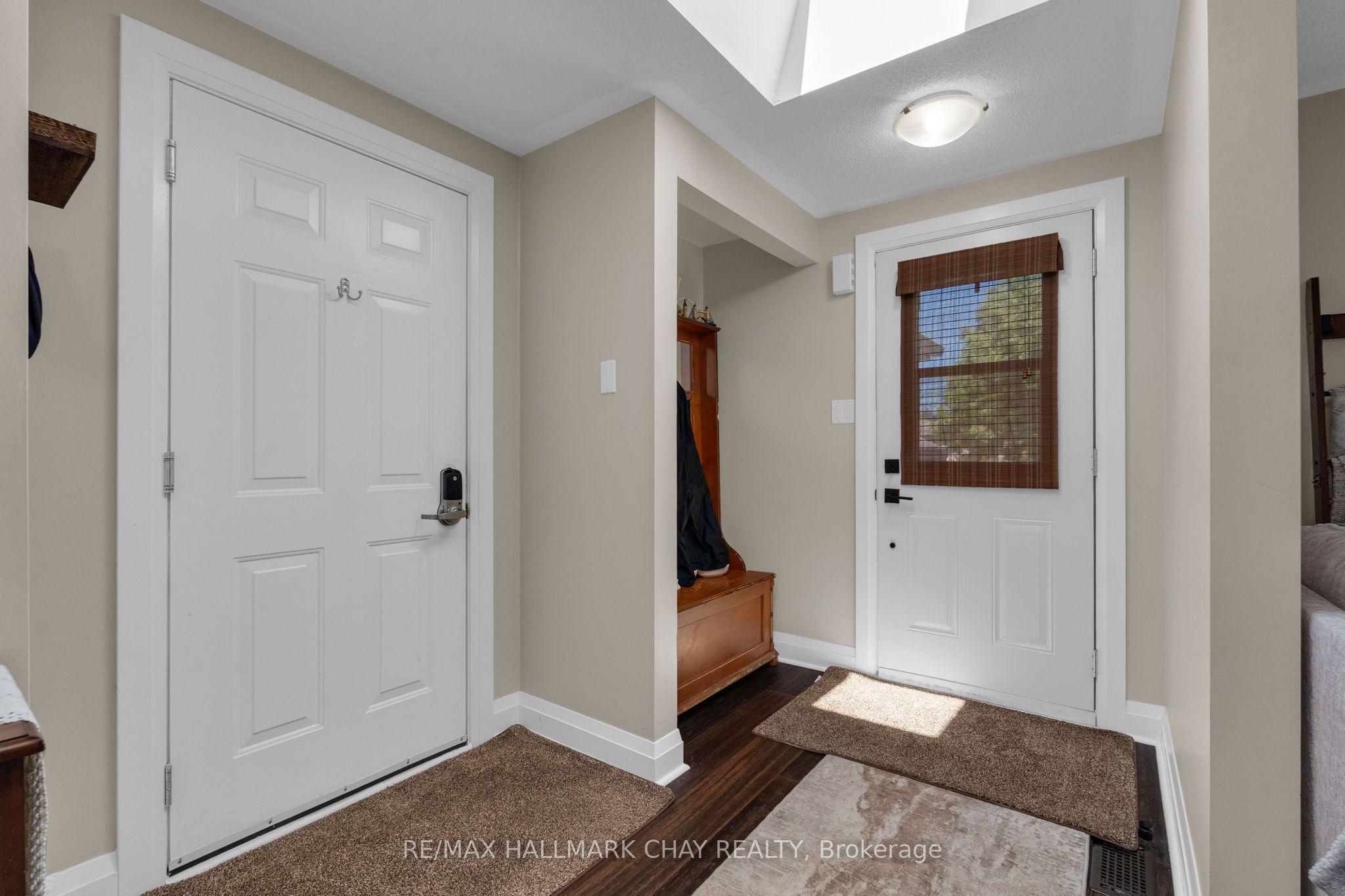 17 Benjamin Lane, Barrie, ON L4N 0S3 photo 3