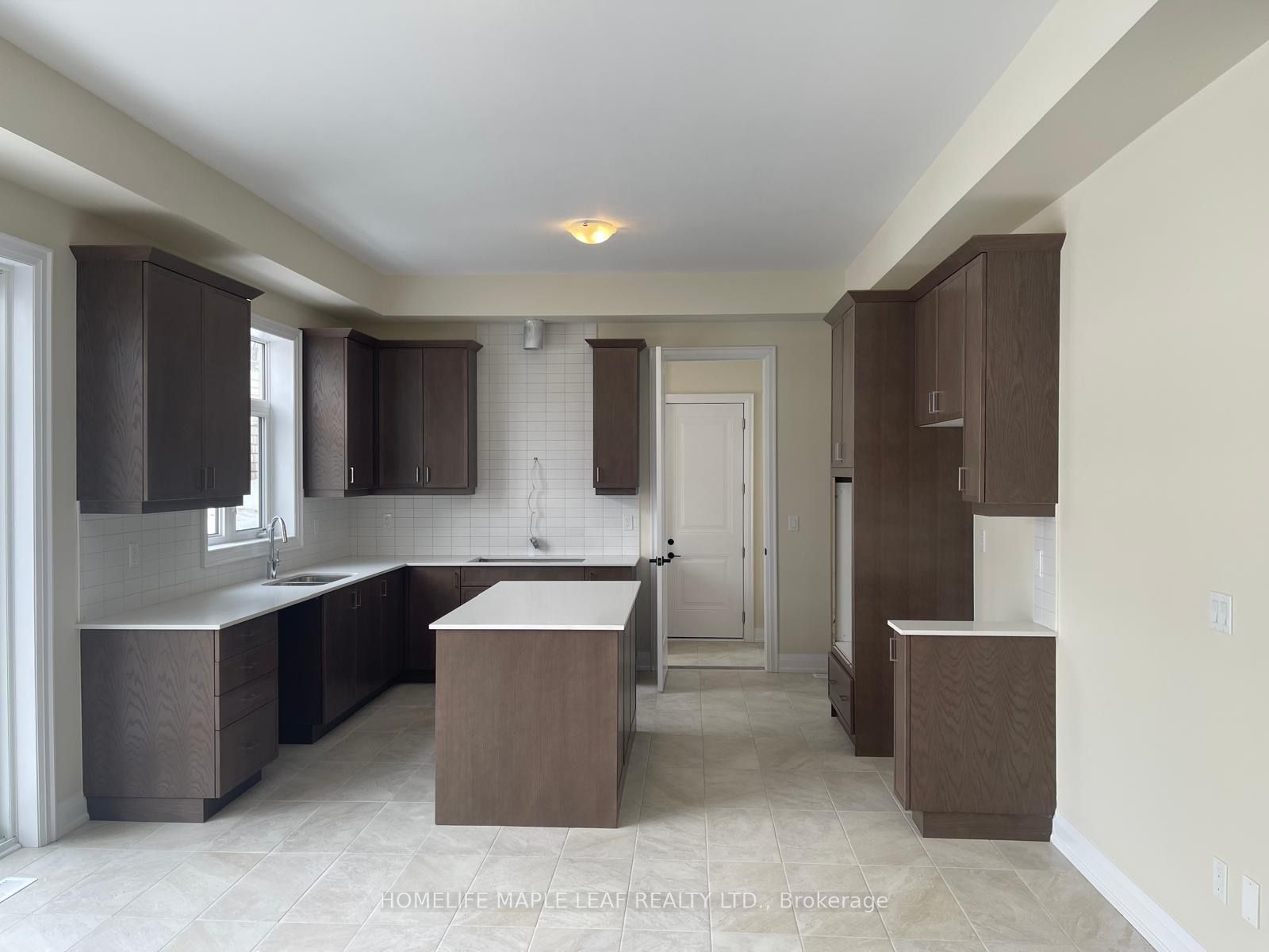 28 Pearsall Place, Oro-Medonte, ON L0L 2L0 photo 4